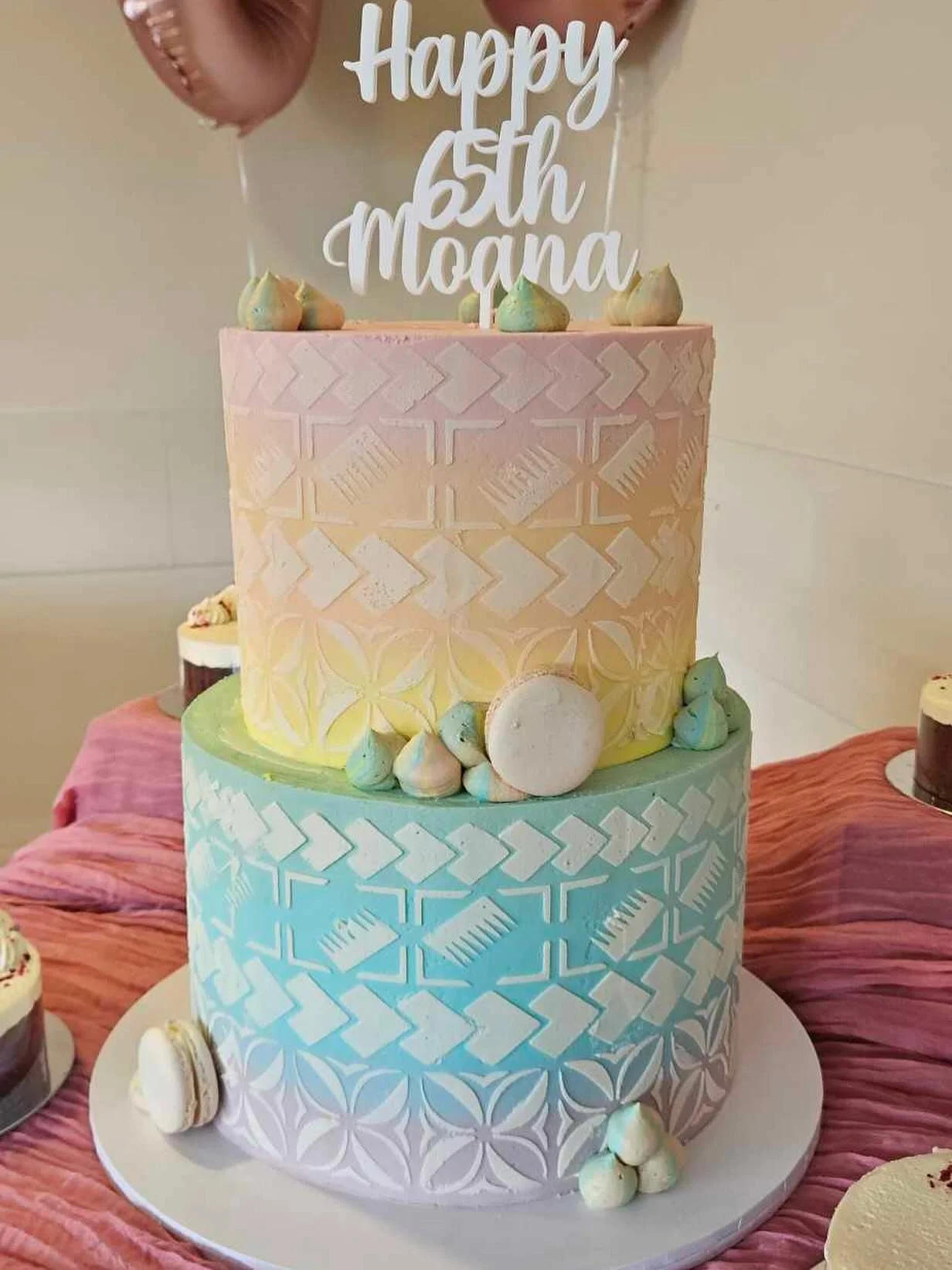 Throwback to the start of this year with this pretty pastel rainbow pasifika cake we did!