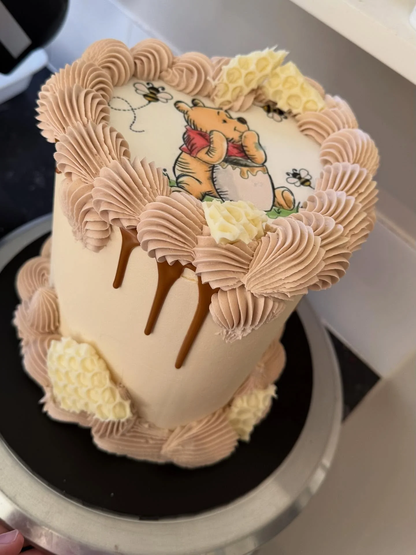 Okay throwback to this Winnie the Pooh cutie! Aaaaaaaah I&rsquo;m just obsessed with how it turned out!