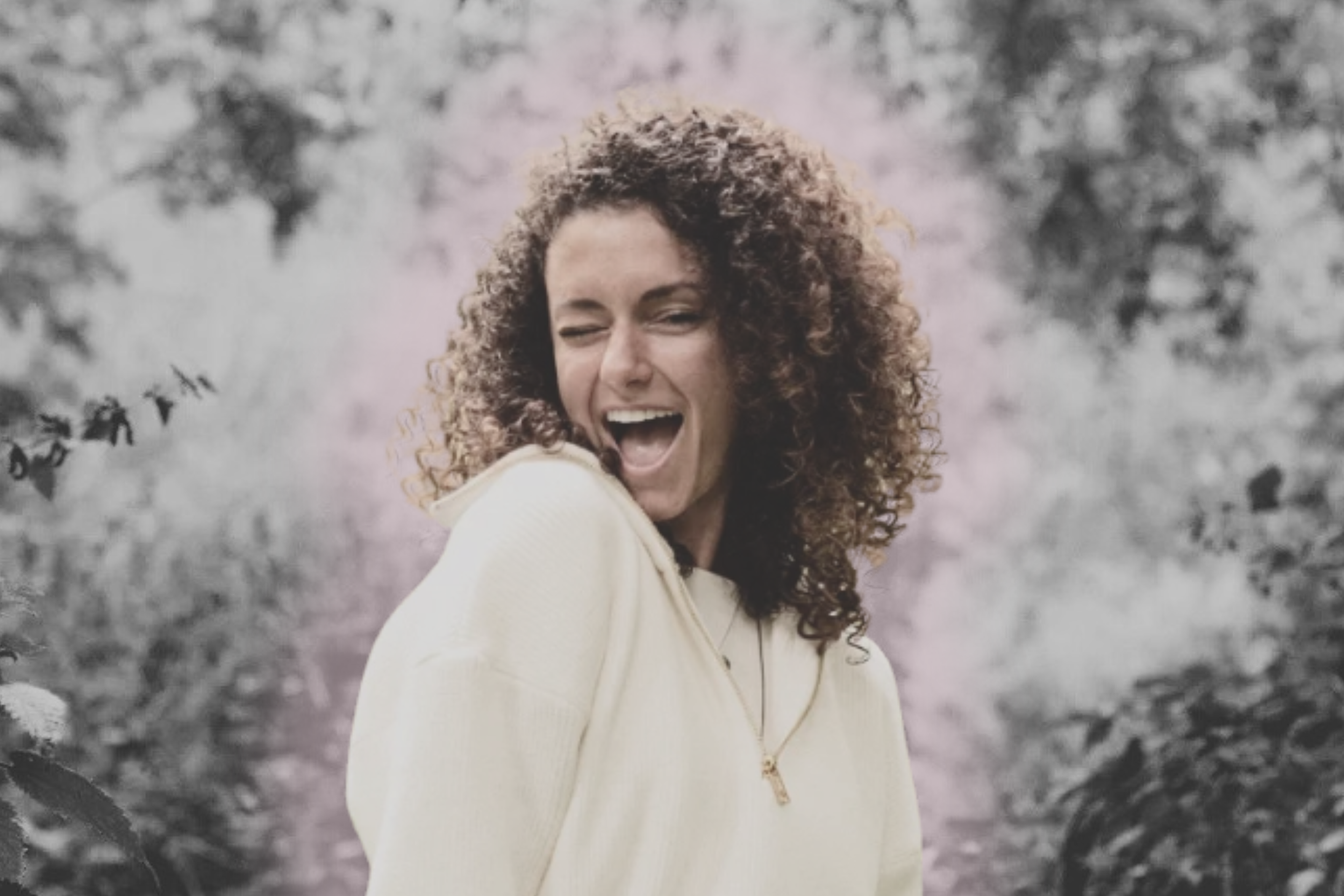 ETP 63 // Follow Your Intuition and Create a Soul-Aligned Life with Isik Tlabar