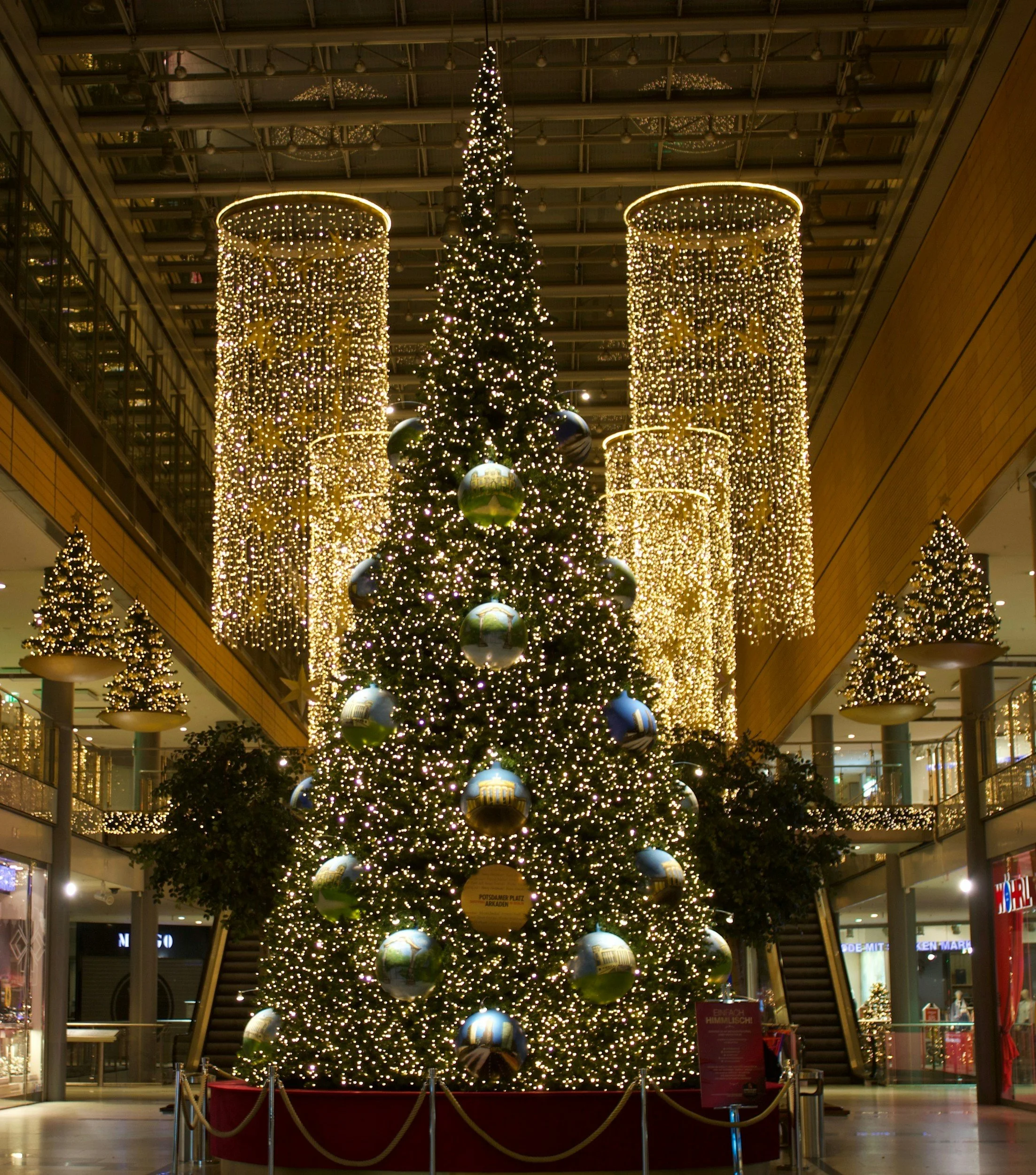 The Right One Christmas Play