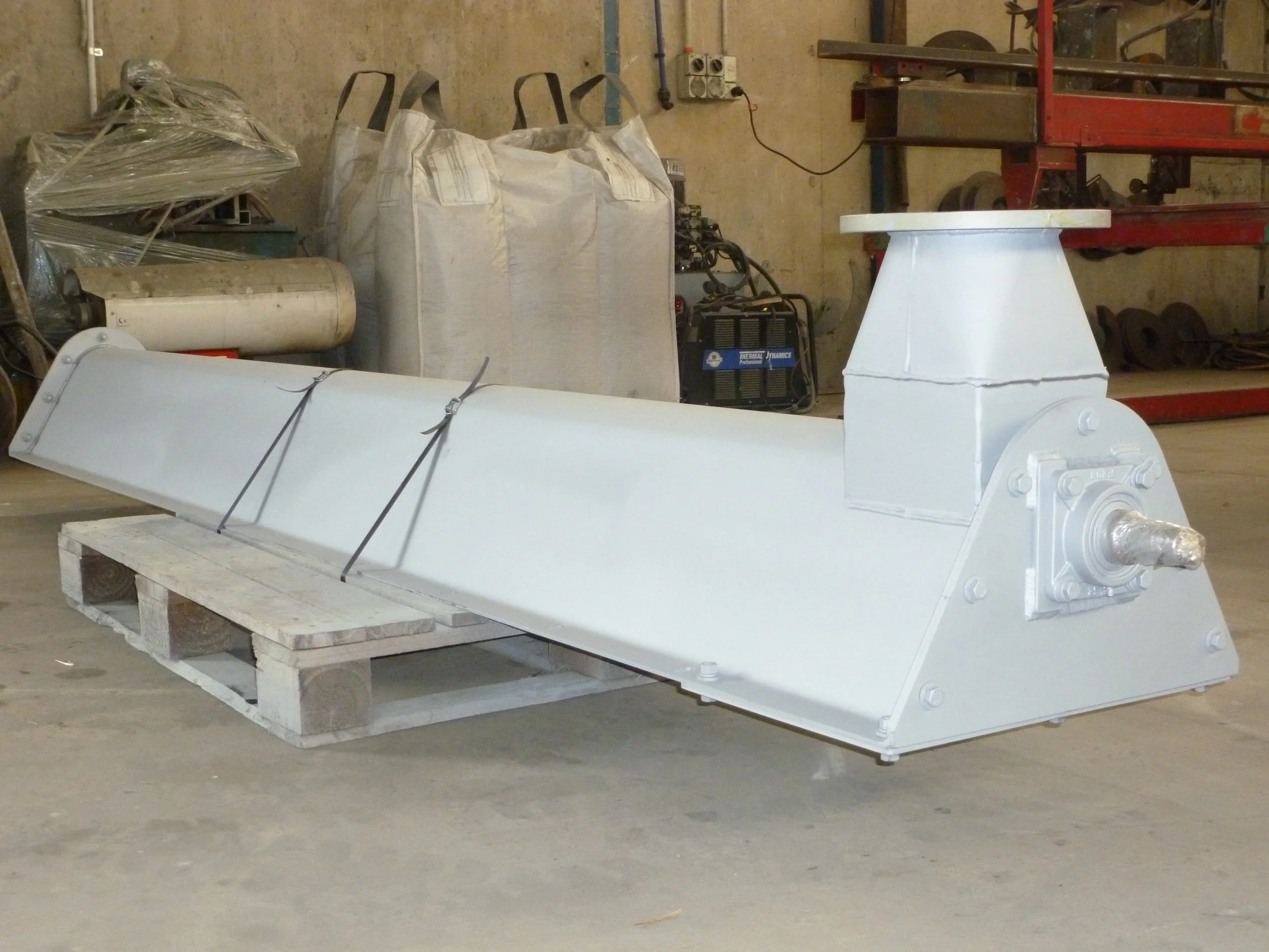 Fulton Hogan Trough Auger.JPG