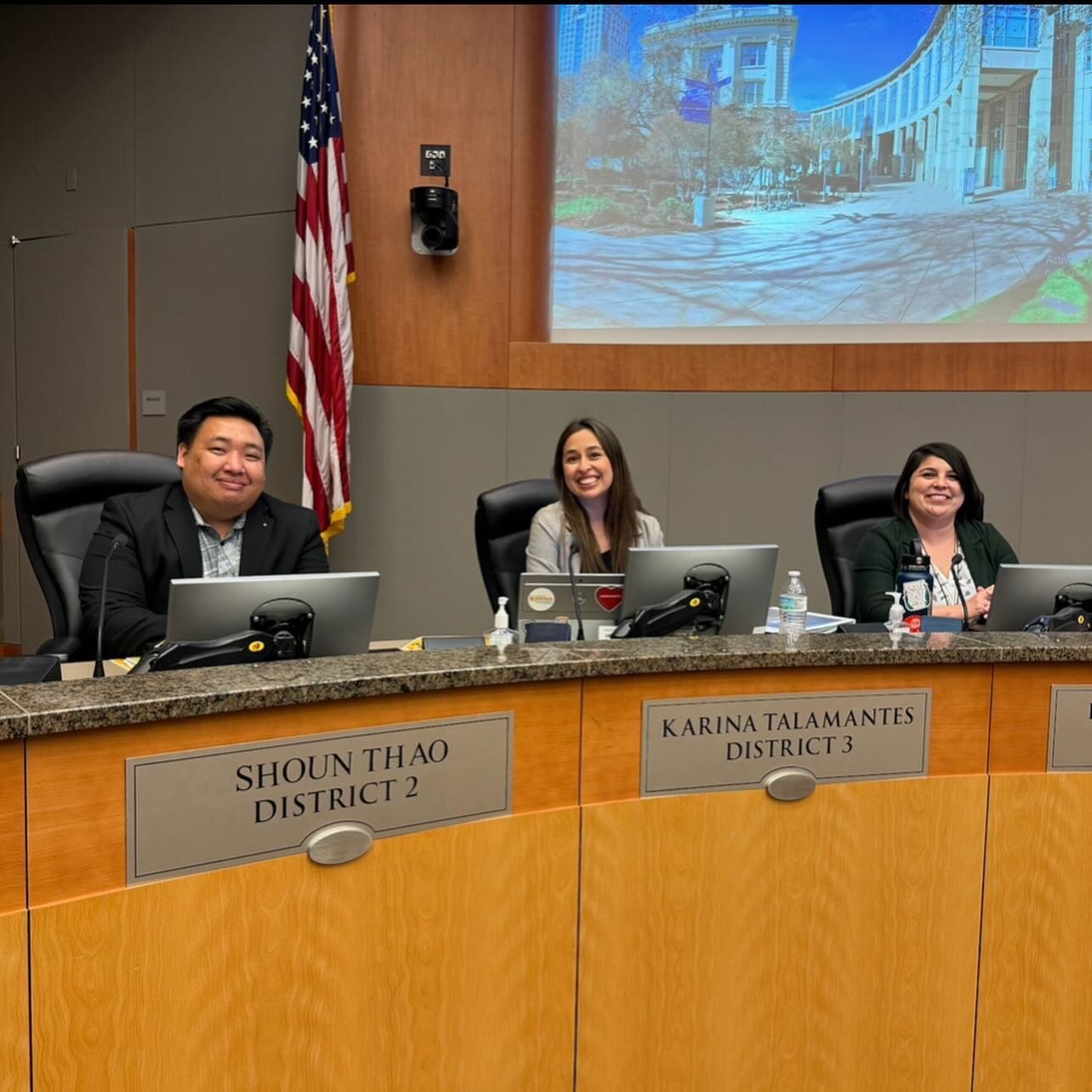 Welcome City of Sacramento Councilmember Shoun Thao! And lovely seeing @CM_AllenWarren again! Time to work neighbor.💙 #Sacramento #CityofSacramento