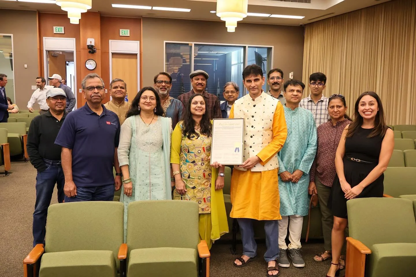 At yesterday’s City Council meeting, I had the opportunity to present three meaningful resolutions celebrating Diwali and Hindu Heritage Month, honoring the contributions of our Hindu American community, and highlighting the importance of Digit