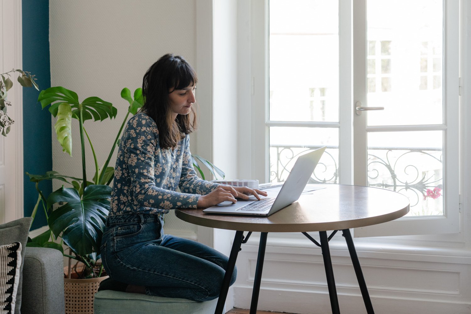 Morgane-studio-portrait-graphiste-lyon-entrepreneur-MLN-Photographe-11.jpg