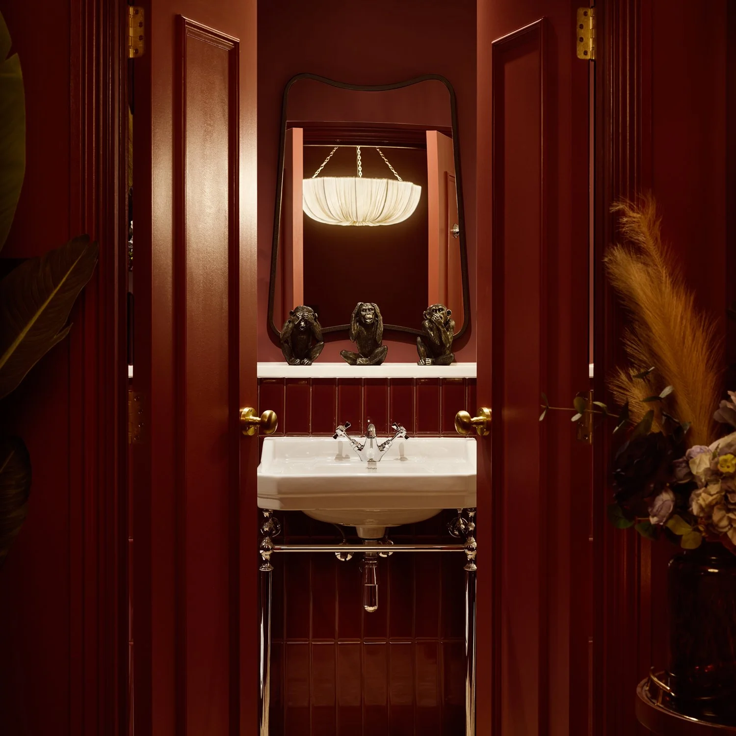 HOGLondon_Cabin_HighRes 1.jpg