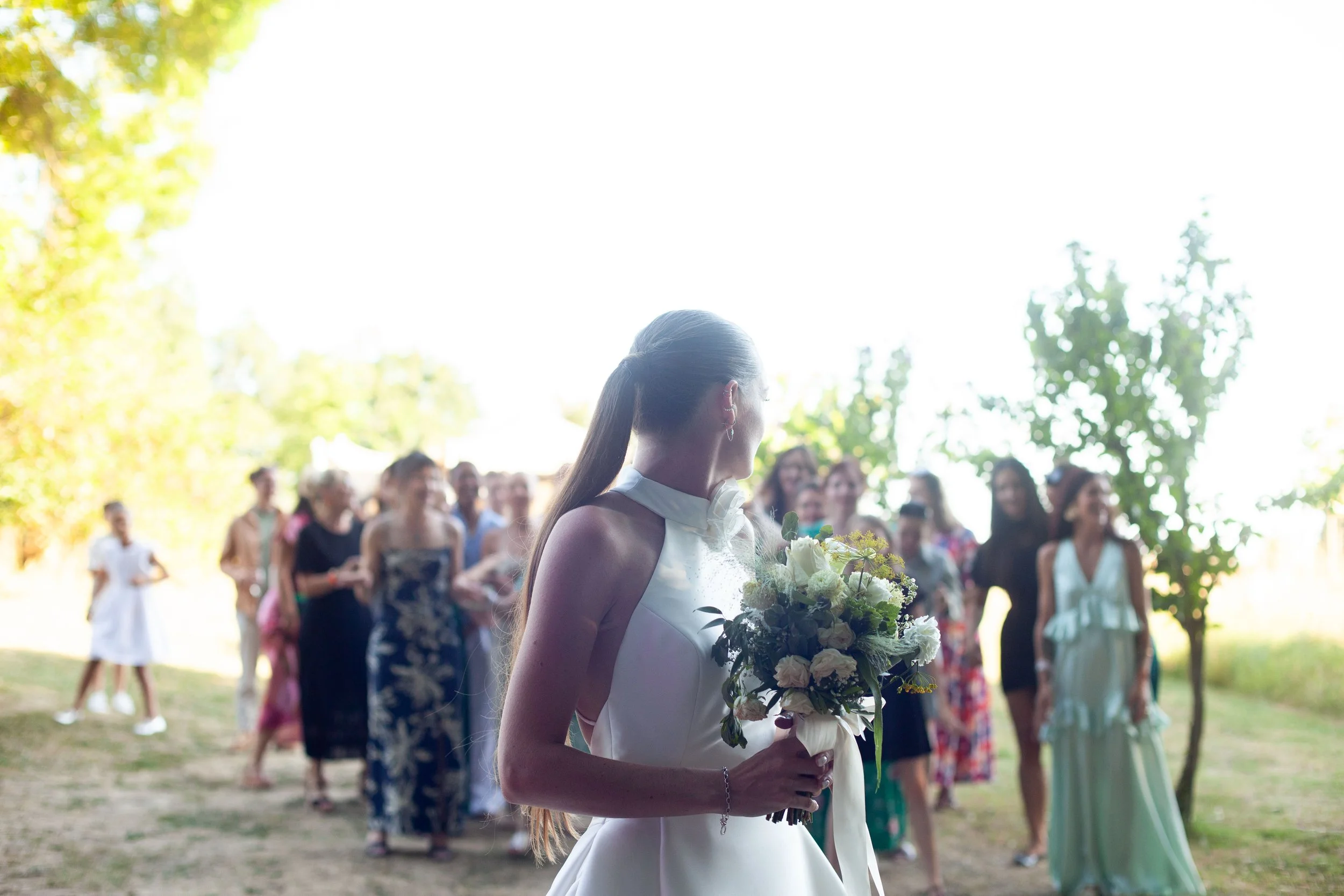 Lancer bouquet - Benoit SYLLA - Photographe Mariage Tours
