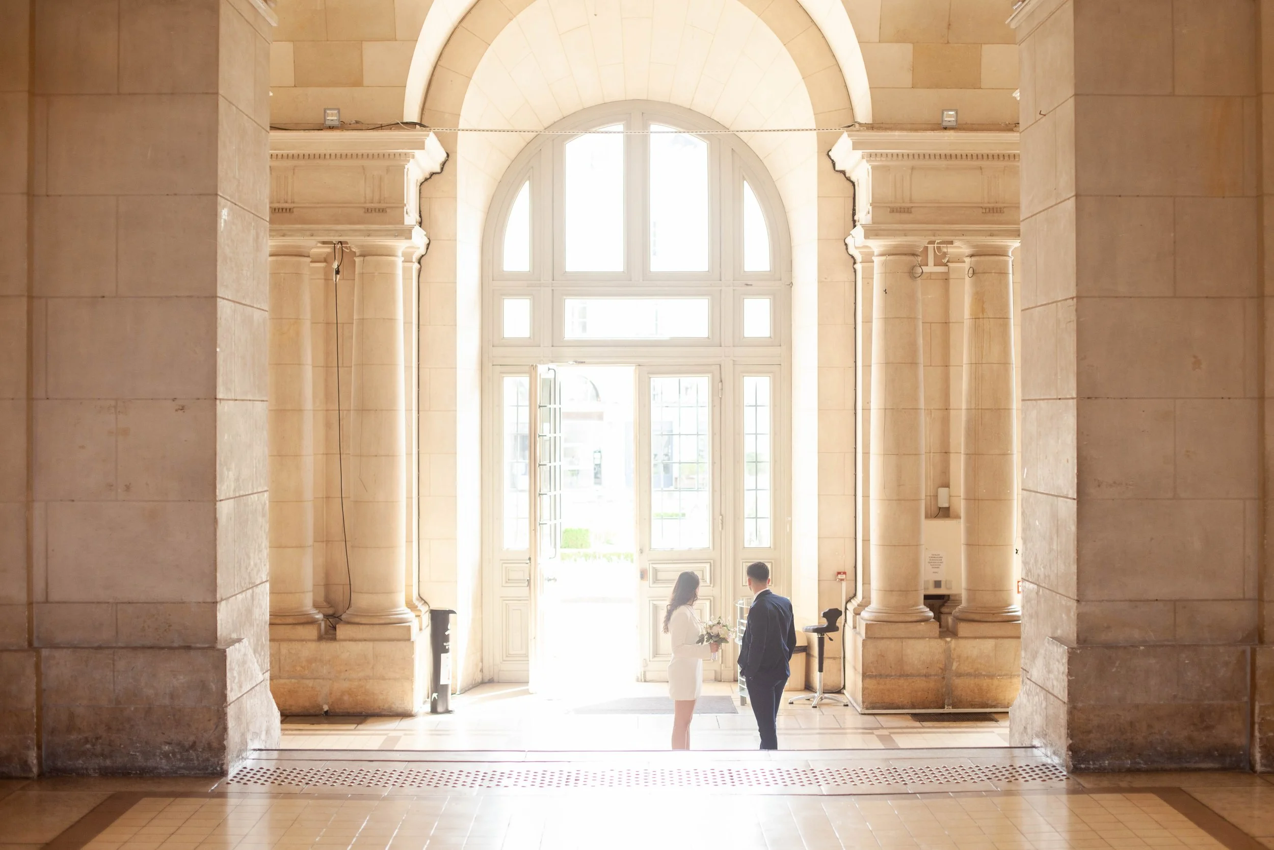 Mairie - Mariage Manon & Jean - Benoit SYLLA Photographe Mariage Tours