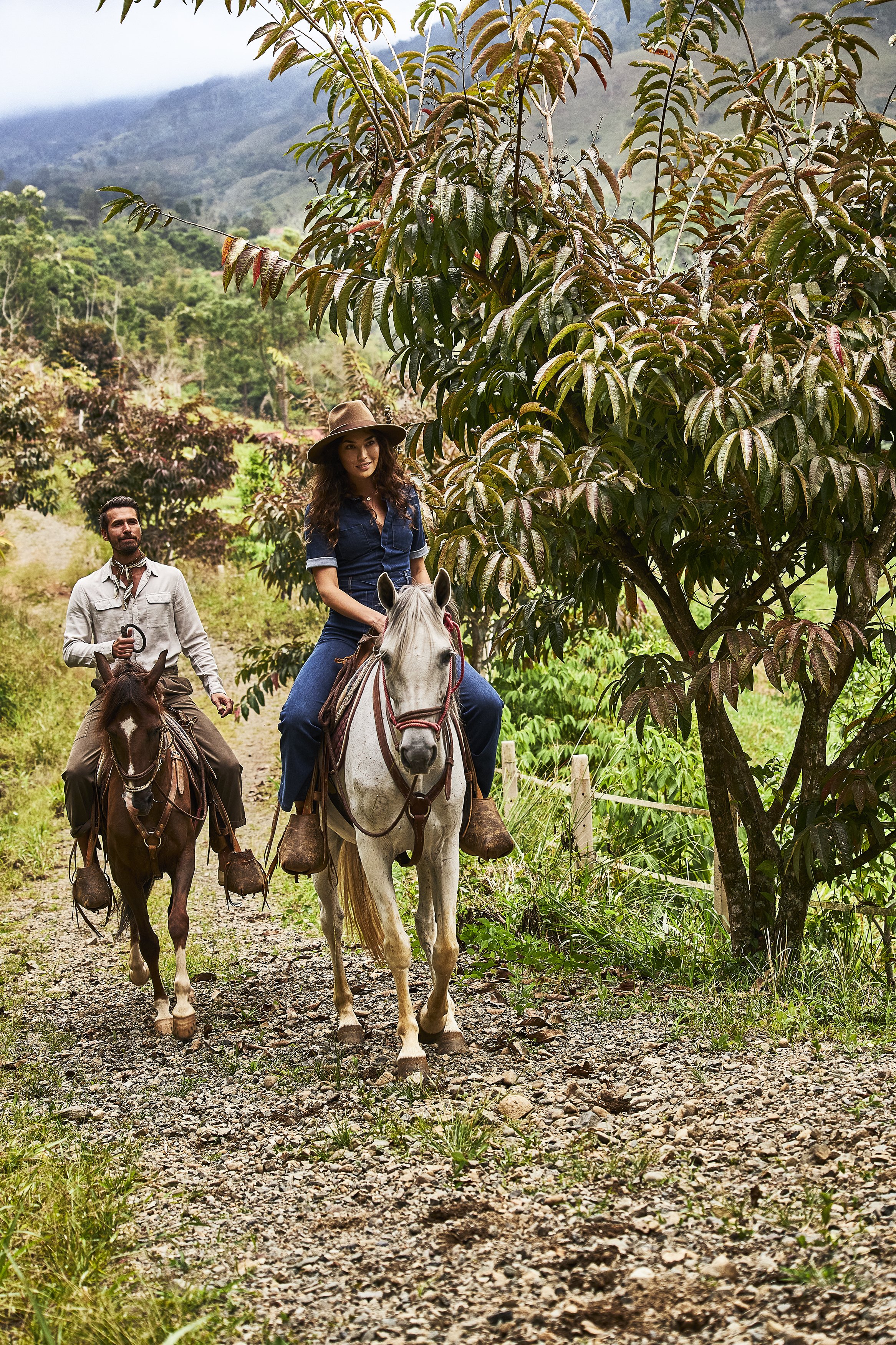 ALG_Experiences_Horses_2022_2N2A7278_web.jpg