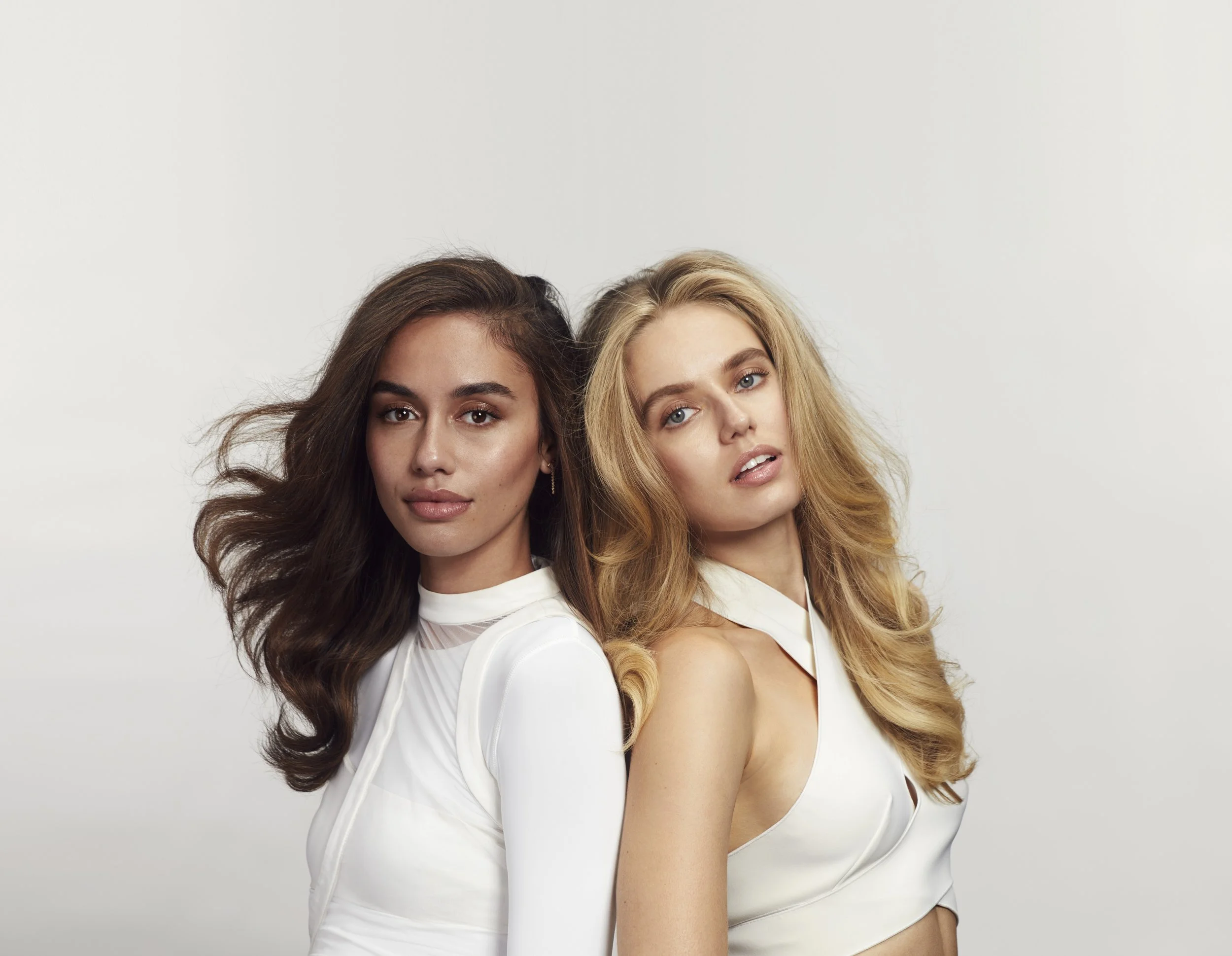 Bb_FY24_HIO_Duo_ Primer_Styler_Look3_046 copy.jpg