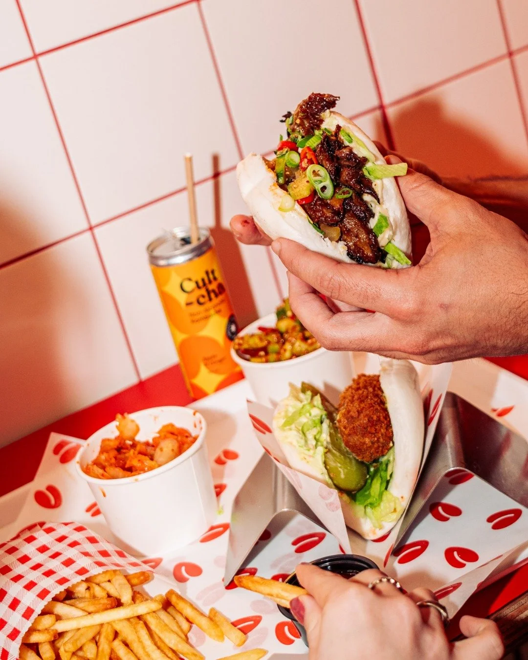 100% veggie, 100% delicious. Vegan options available 💚