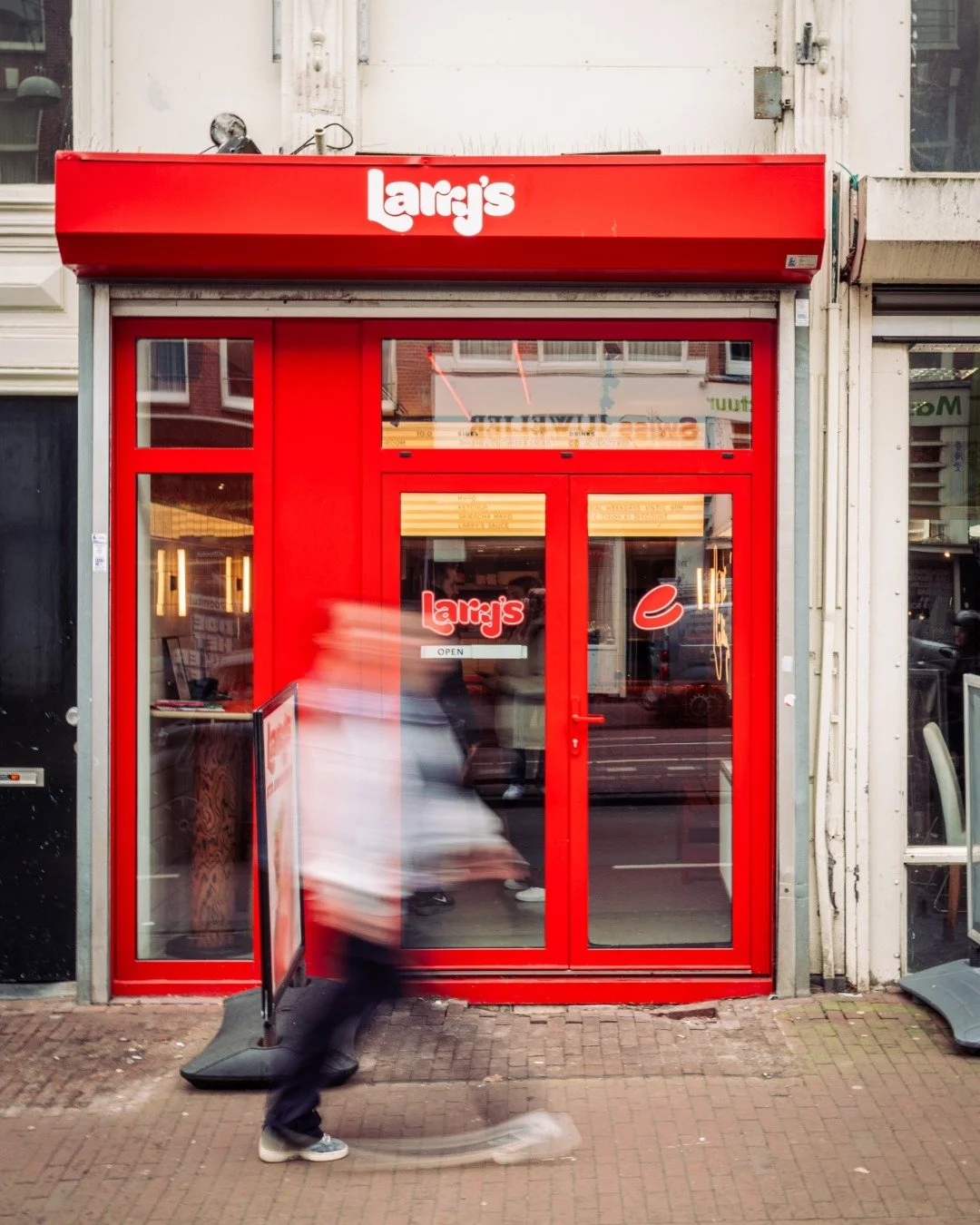 📍 Right in the heart of Amsterdam West, where the city moves fast. We slow things down with warm, fresh bao buns.

#boabuns #amsterdamwest #larrys