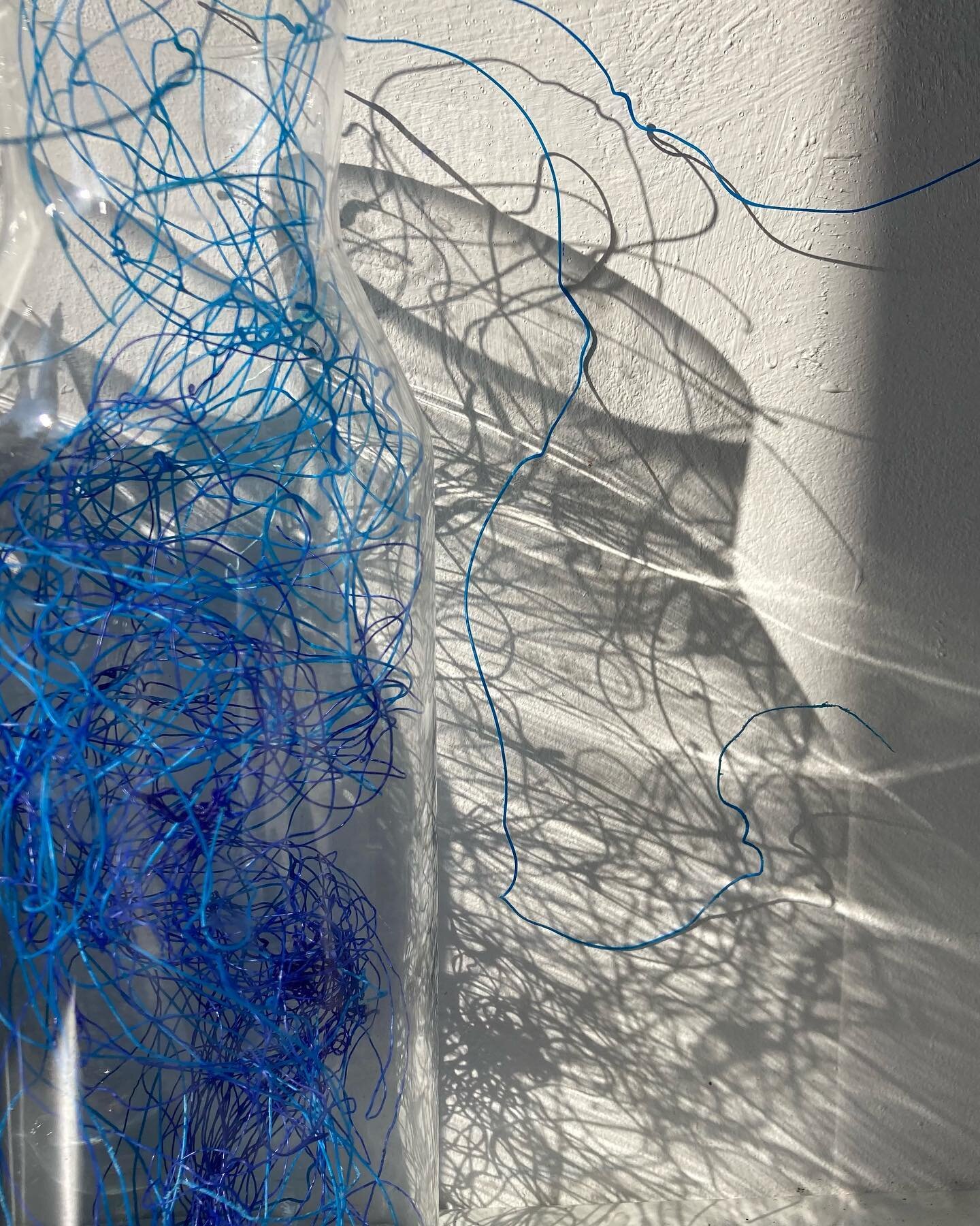 The sun creates wonderful shadows in my studio #blue #installationart #mappingwalks #sunshine #shadows #ghostrope #ghostropes #ghostropeart #