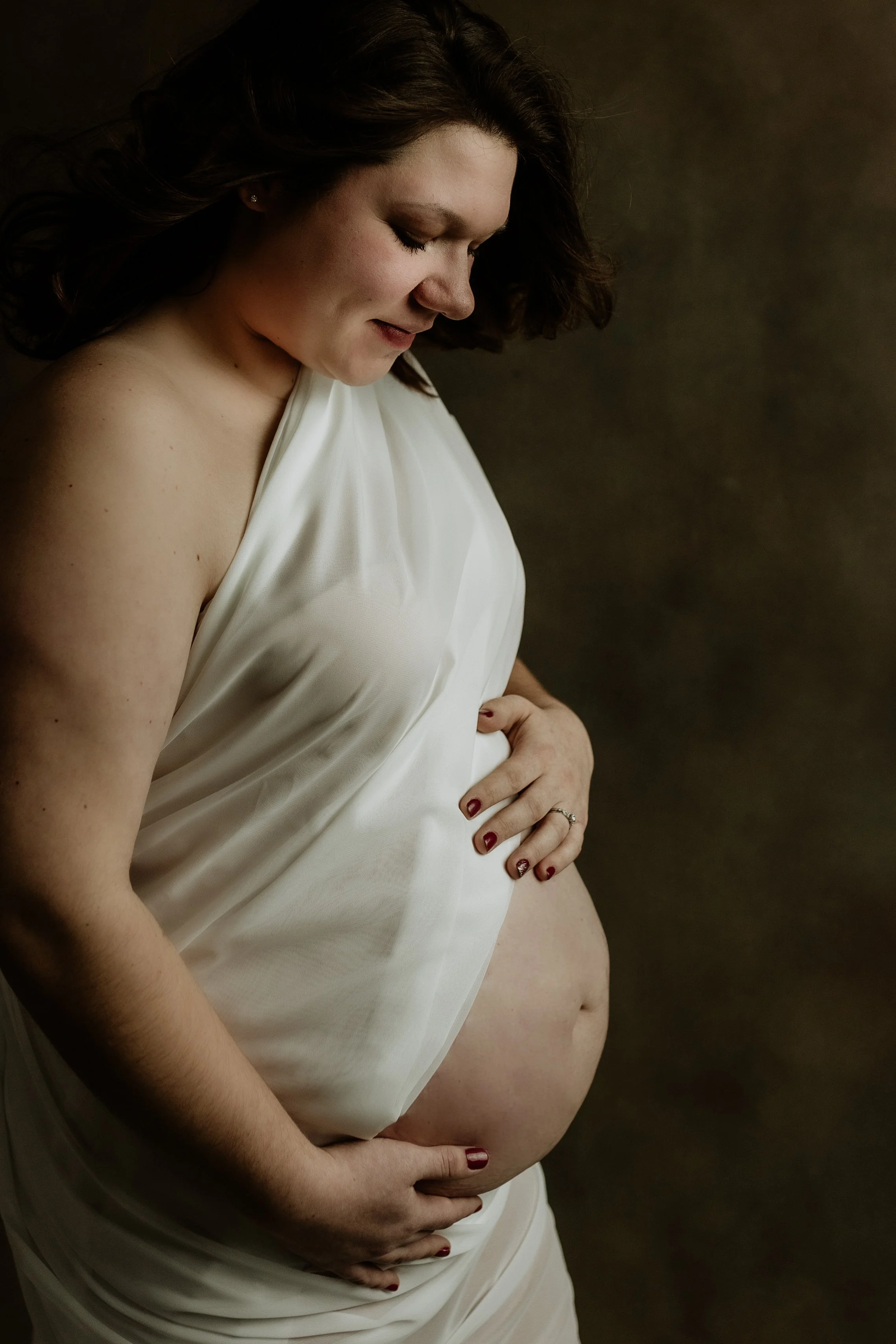 Cornish, Maine Boudoir Photographer // Everything You Need To Know About Your Maternity Boudoir Session