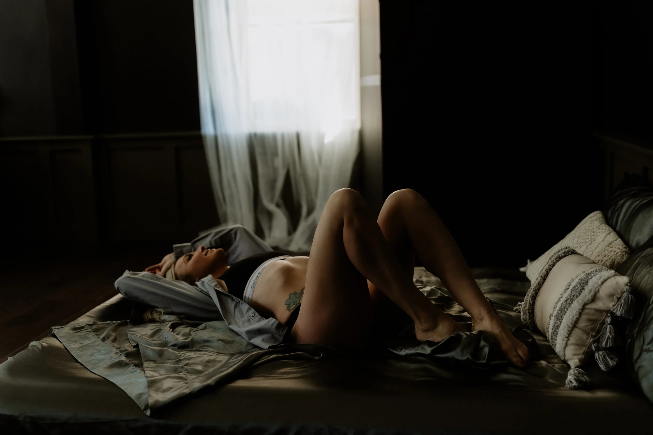 Cornish Maine Boudoir Photographer // How The Use Of AI Face Filter &amp; The Overuse Of Photoshop Can Be Extremely Damaging To Women