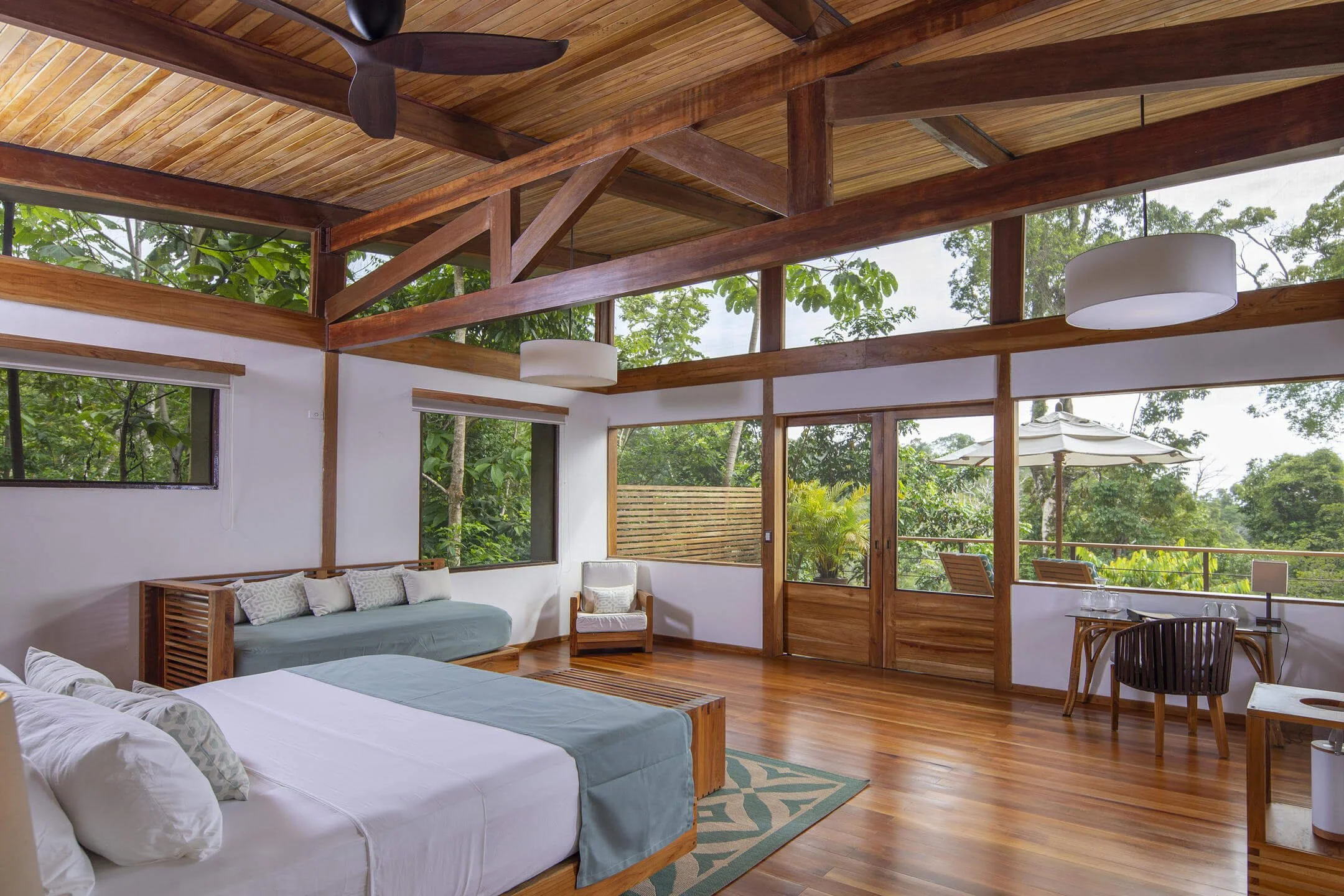 costa_rica_yoga_retreat_room.jpg