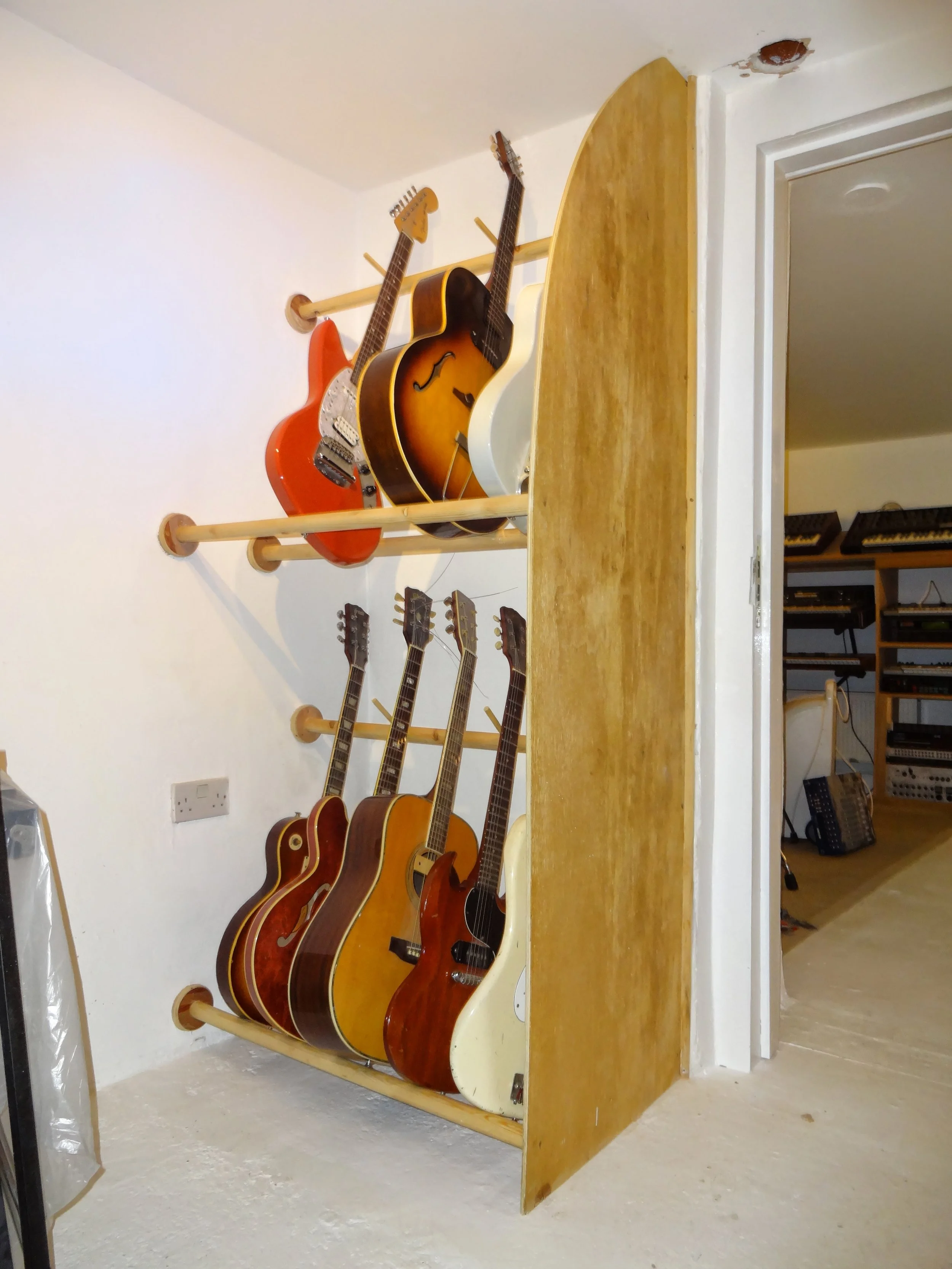 Guitar storage