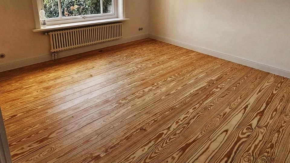 Bodenleger für alle Bodenbeläge in Hamburg Wandsbek:: Ihr Malerfachbetrieb BASIL verlegt Parkett, Laminat, Teppichboden, Linoleum und Vinyl fachkundig für privat und Gewerbe..