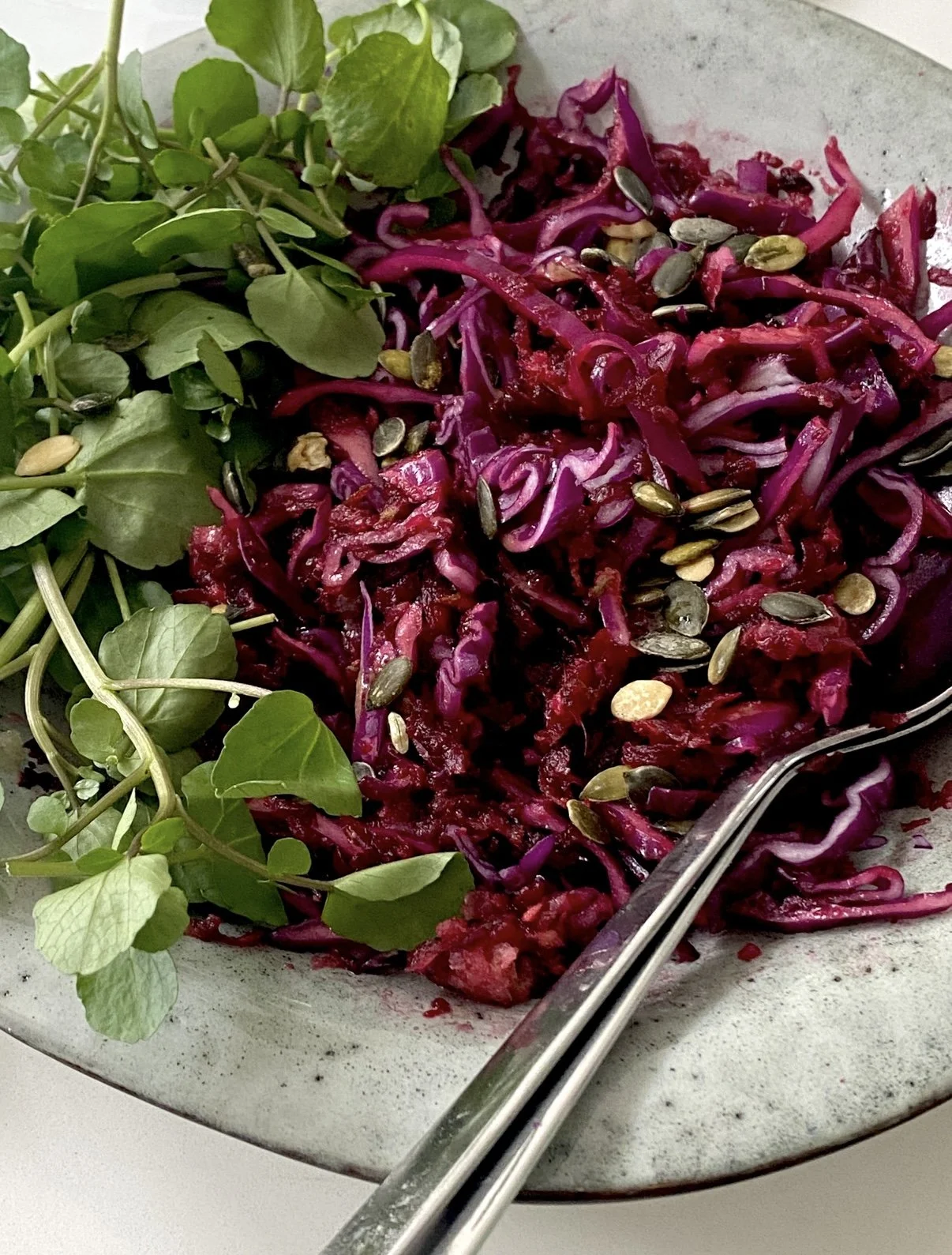 beetroot and pear Crunch salad