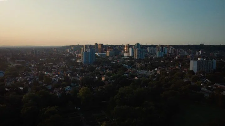 We brought together one incredible team for this spot&hellip;New work for @tourismhamilton 🙌🏼👏🏼

▪️Client: @tourismhamilton 

▪️Creative/Concept/Production: @moncofilmandsound 
▪️Director: @mikemons 
▪️Choreography &amp; Performance: @josh.g.tayl