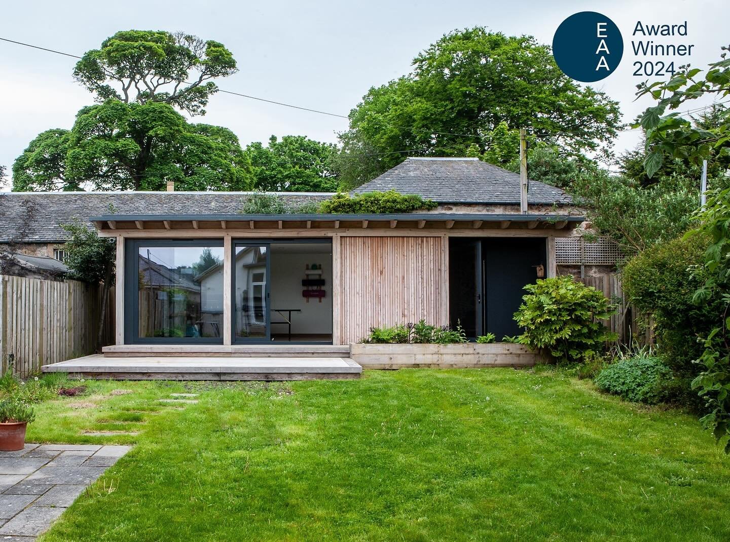 @eaa.edinburgh award winner!
Our Craigleith Garden Studio, built in collaboration with @bothanna_cabins, had the distinction of winning the Wood Award at last night&rsquo;s Edinburgh Architectural Association ceremony.
Swipe sideways to see before an