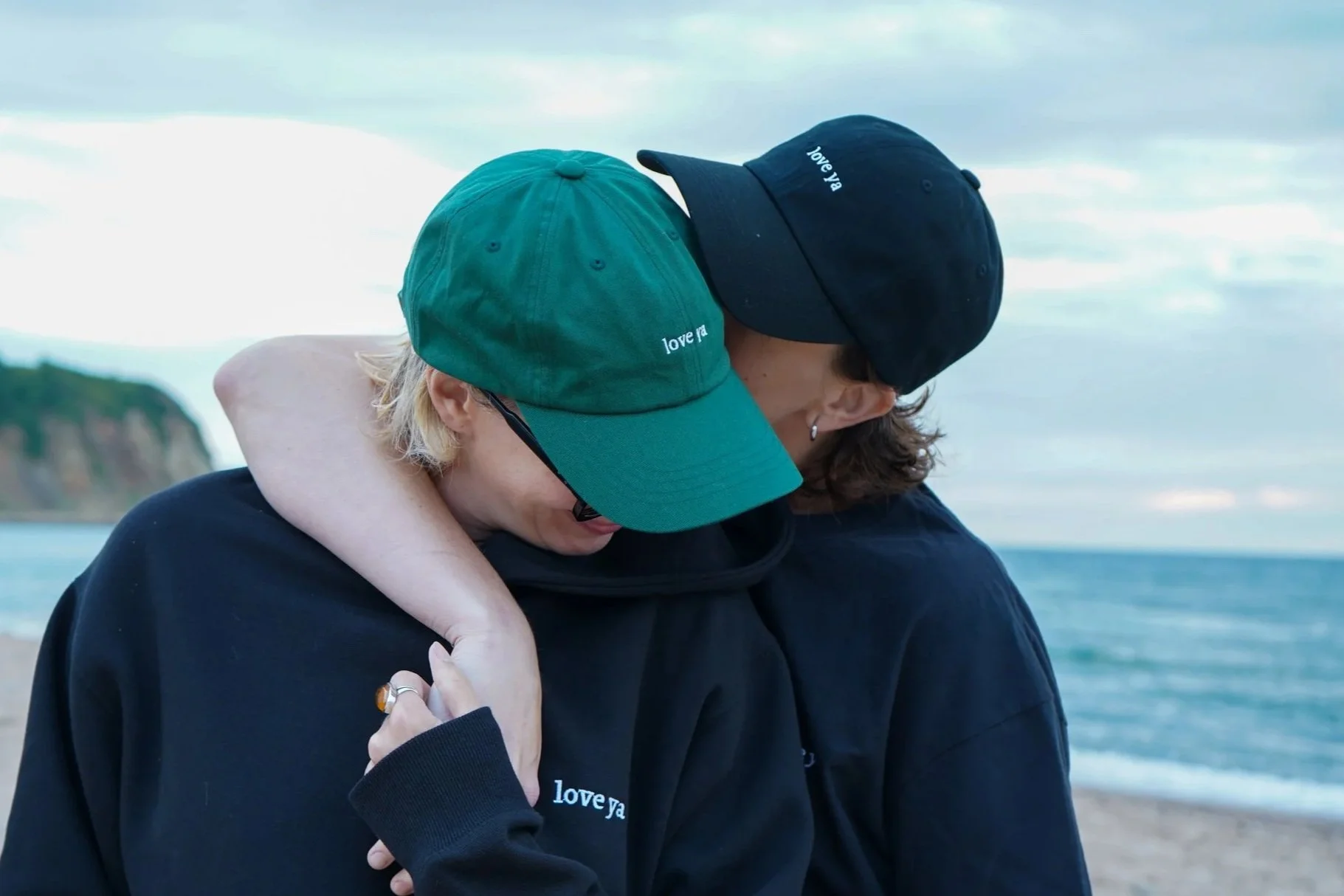 the love ya hat
