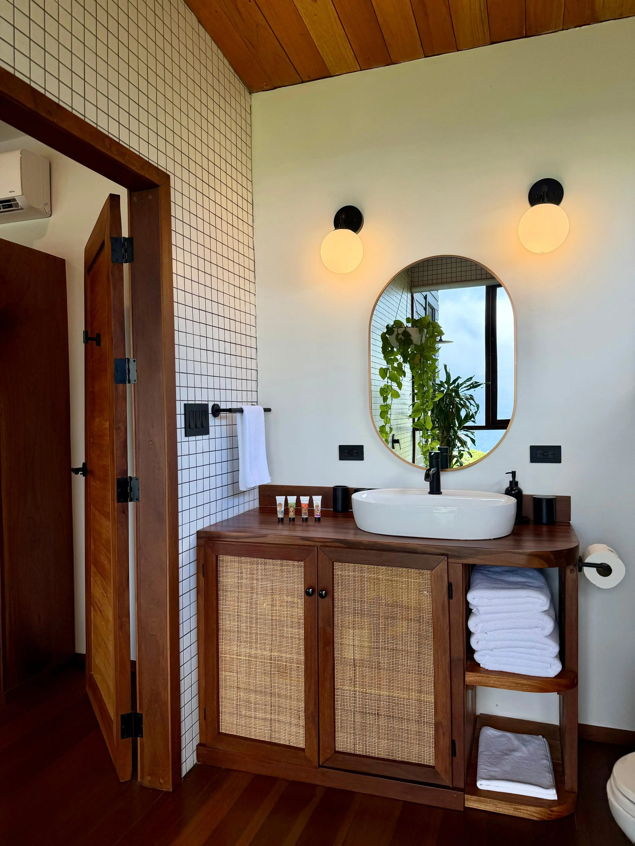 WhatsApp Image 2026-01-08 at 12.44.38 (2).jpeg