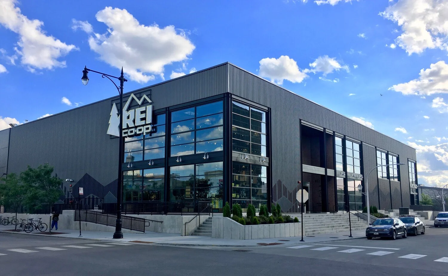REI COOP LINCOLN PARK — SNG GRP