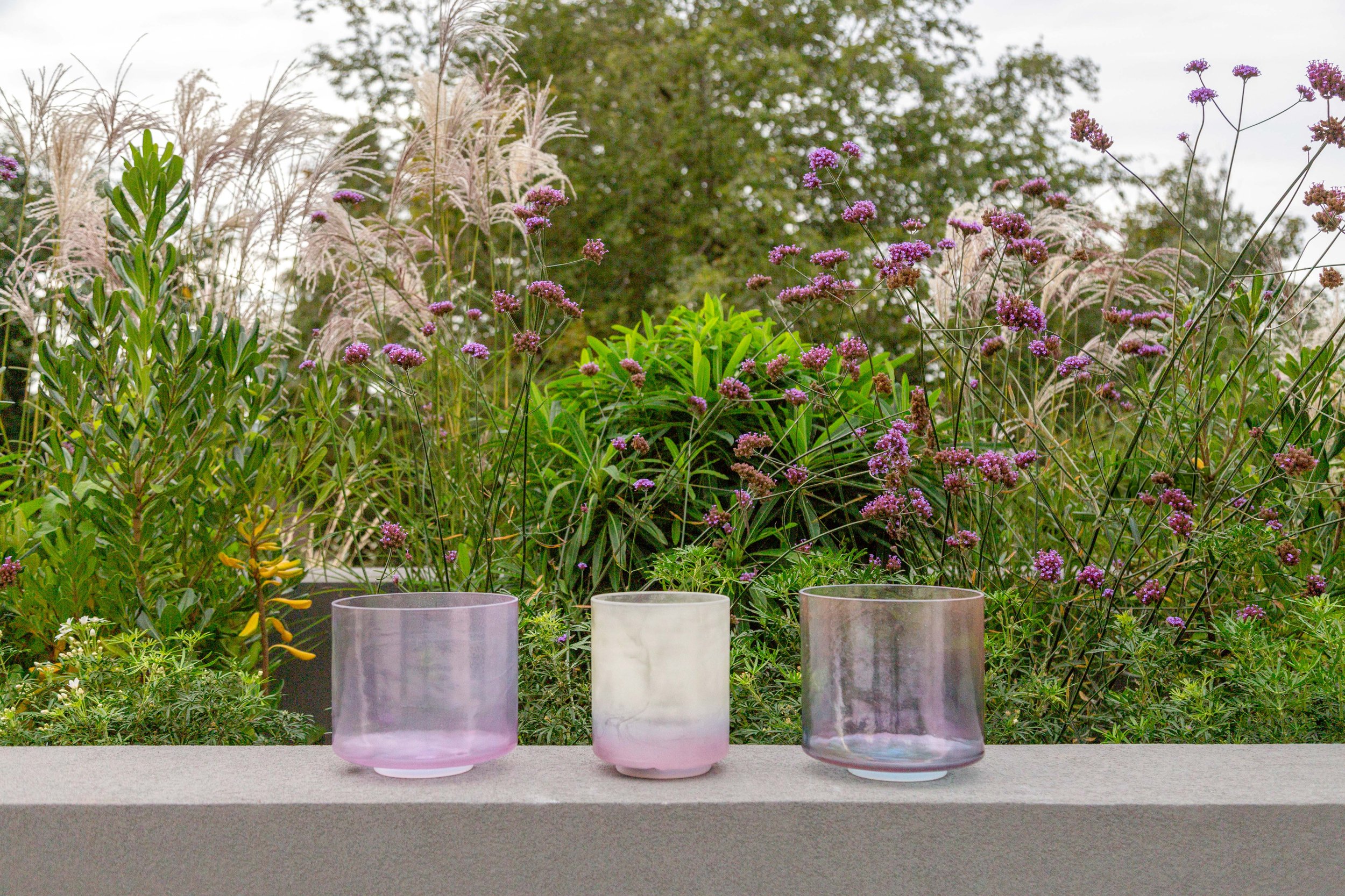 How to use the measurement of the note to identify which bowls create harmony together.