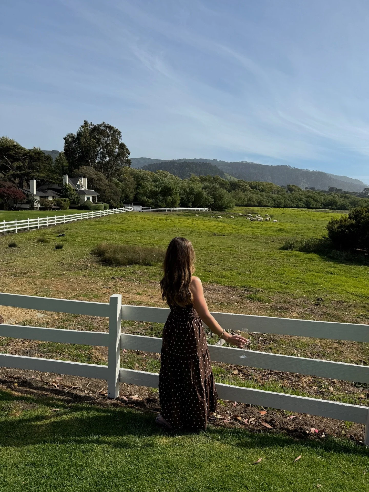 girls, you know what I always say. my best marriage advice: lean into golf!!! 😉 pebble beach, we&rsquo;ll be back. the most incredible four days w/ our favorite people 🫶🏻
 ⠀⠀⠀⠀⠀⠀⠀⠀⠀⠀⠀⠀
save this if you&rsquo;re planning to visit PB or carmel!
&bul