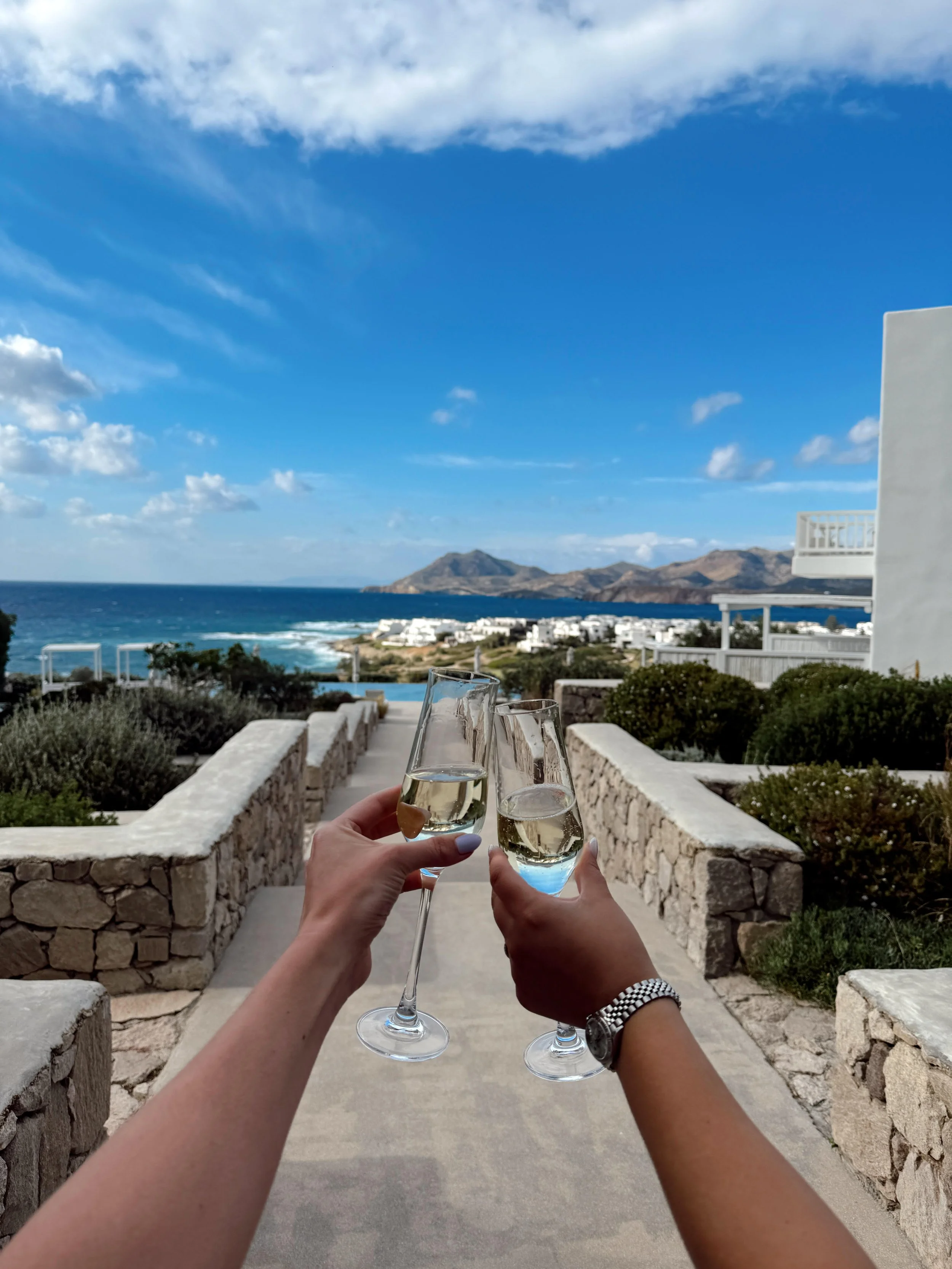Greece: Milos, Paros &amp; Athens!