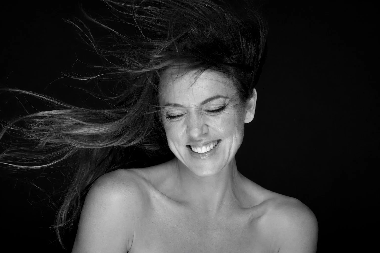 MEL C TOPLESS 02 copy.jpg