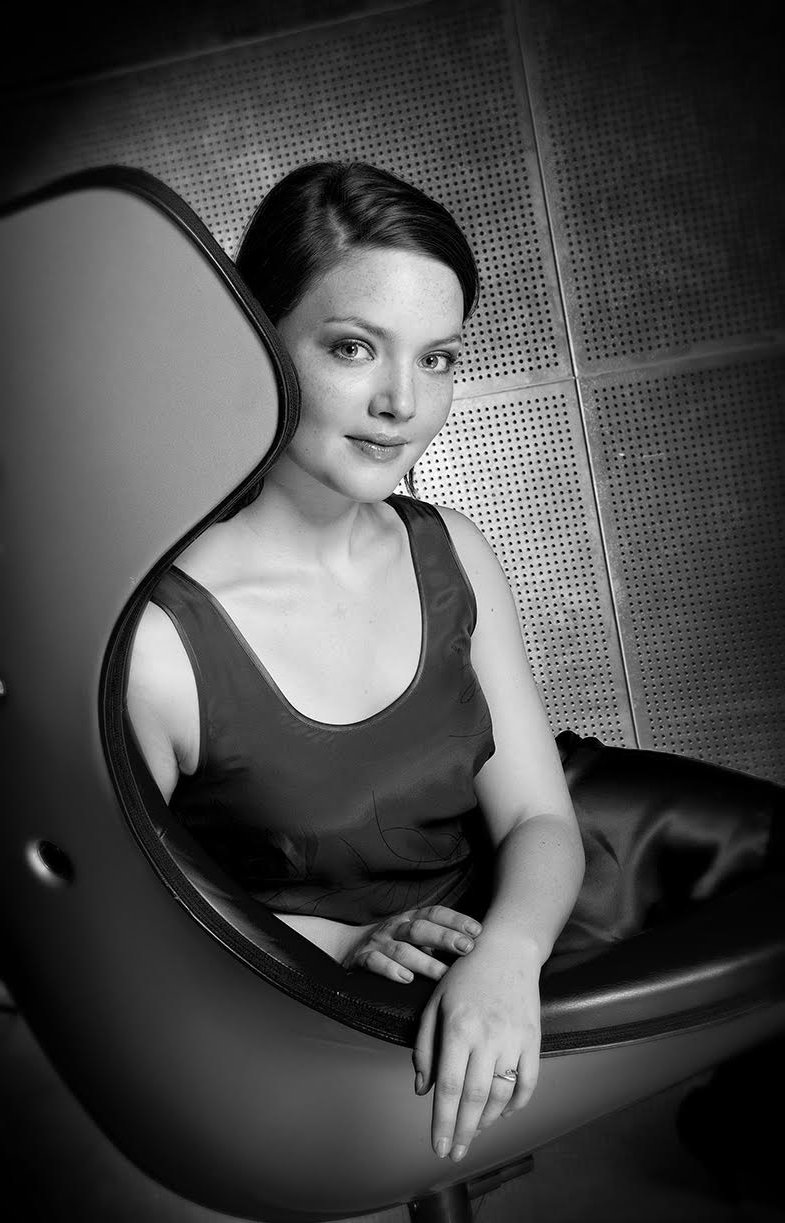 HOLLIDAY GRAINGER 001jpg.jpg