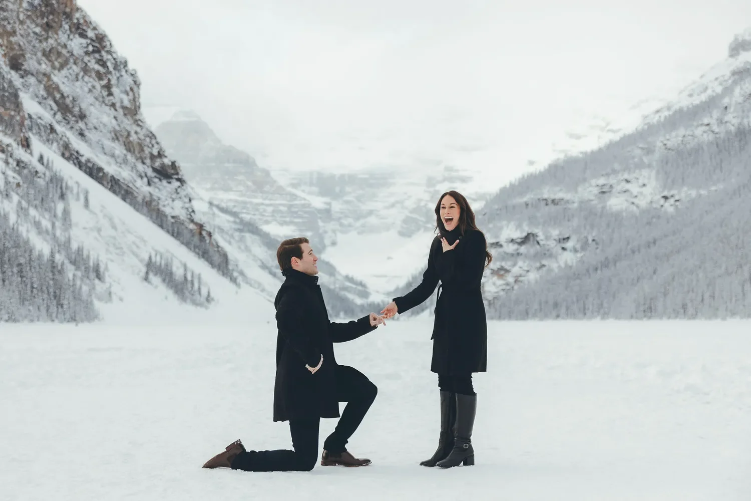 110_Winter-Proposal-Lake-Louise-Canadian-Rockies.webp