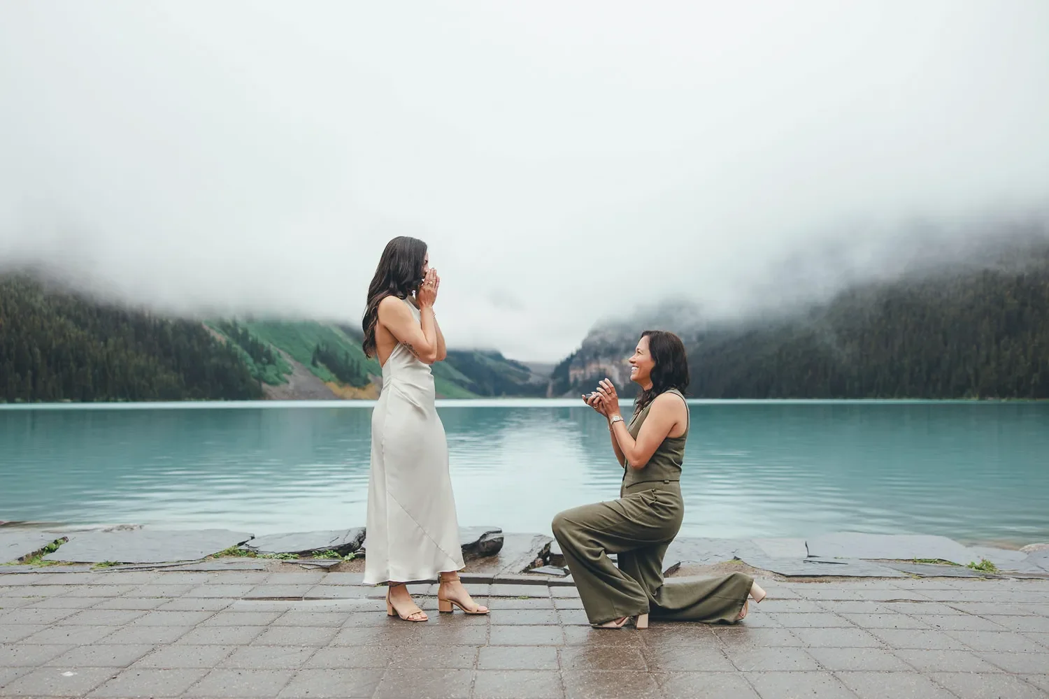 105_Couple-Engagement-Proposal-Lake-Louise-Banff.webp