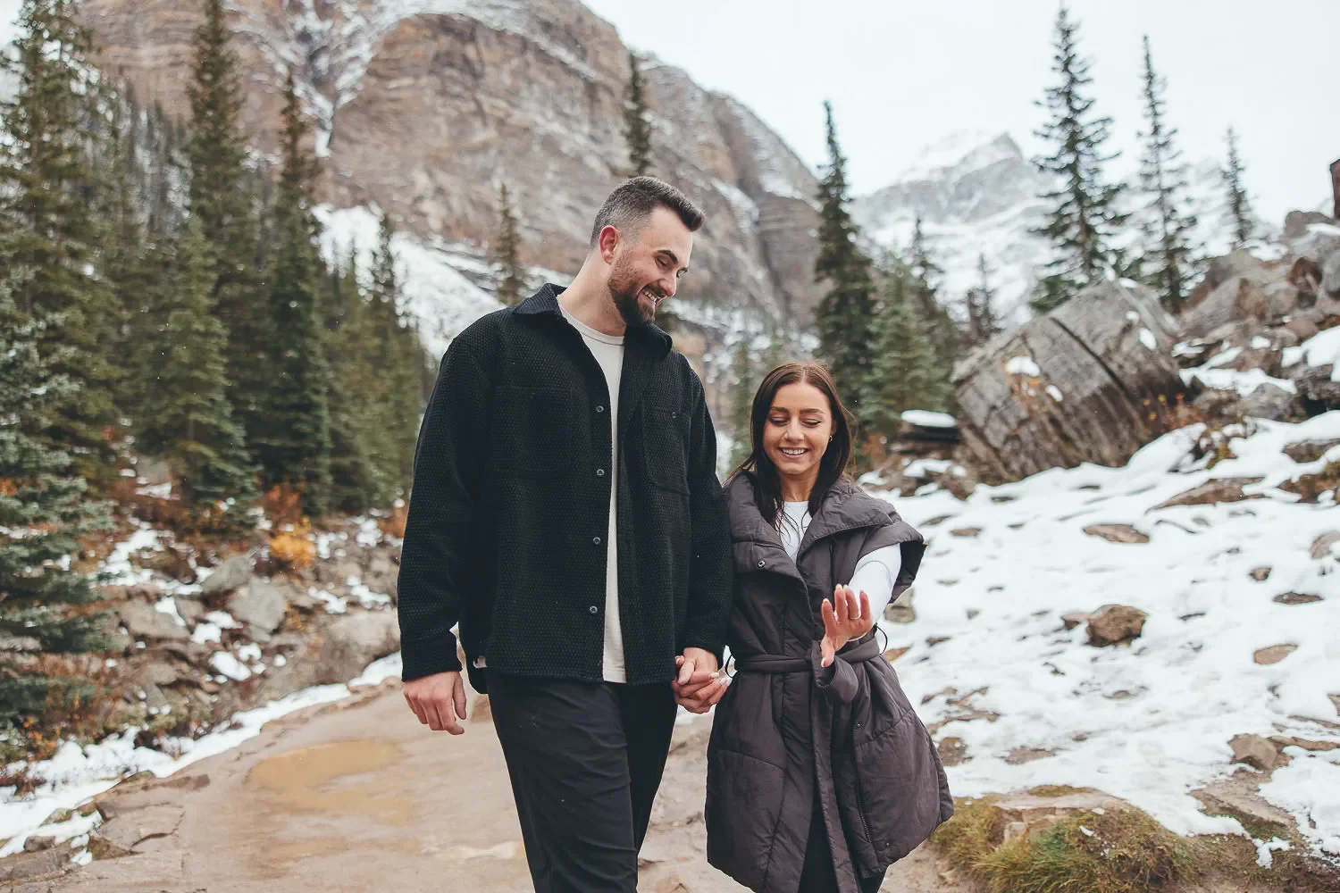 105_Couple-Engagement-Proposal-Moraine-Lake-Banff-Canadian-Rockies.webp