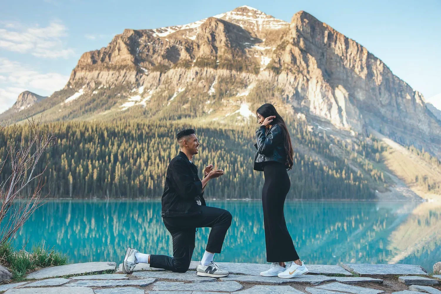 122_Couple-Proposal-Lake-Louise-Mountain-Landscape.webp