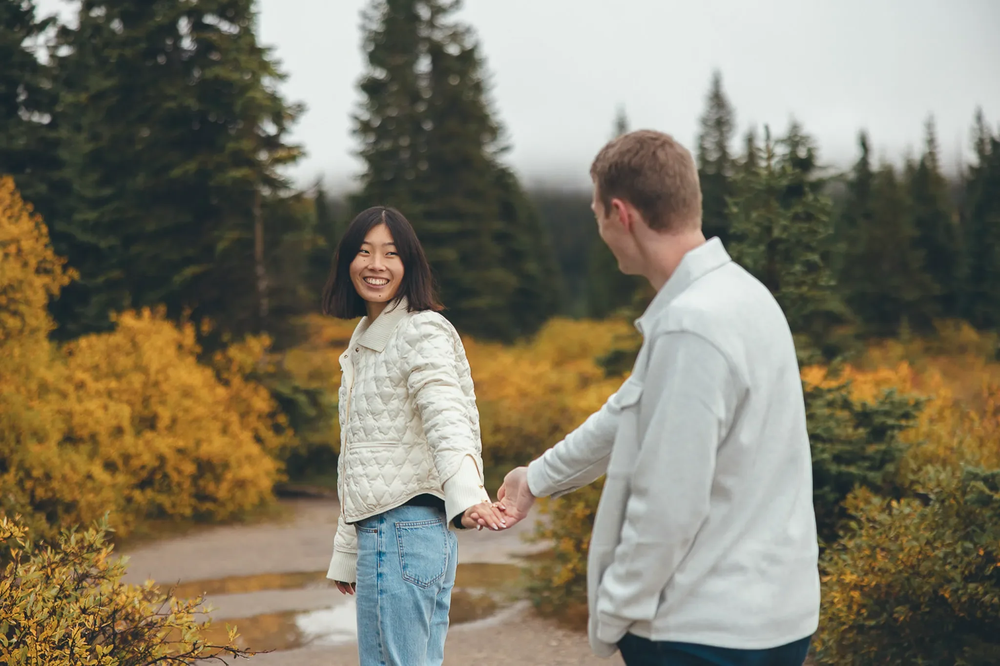 120_Couple-Walking-Mountain-Trail-Canadian-Rockies.webp