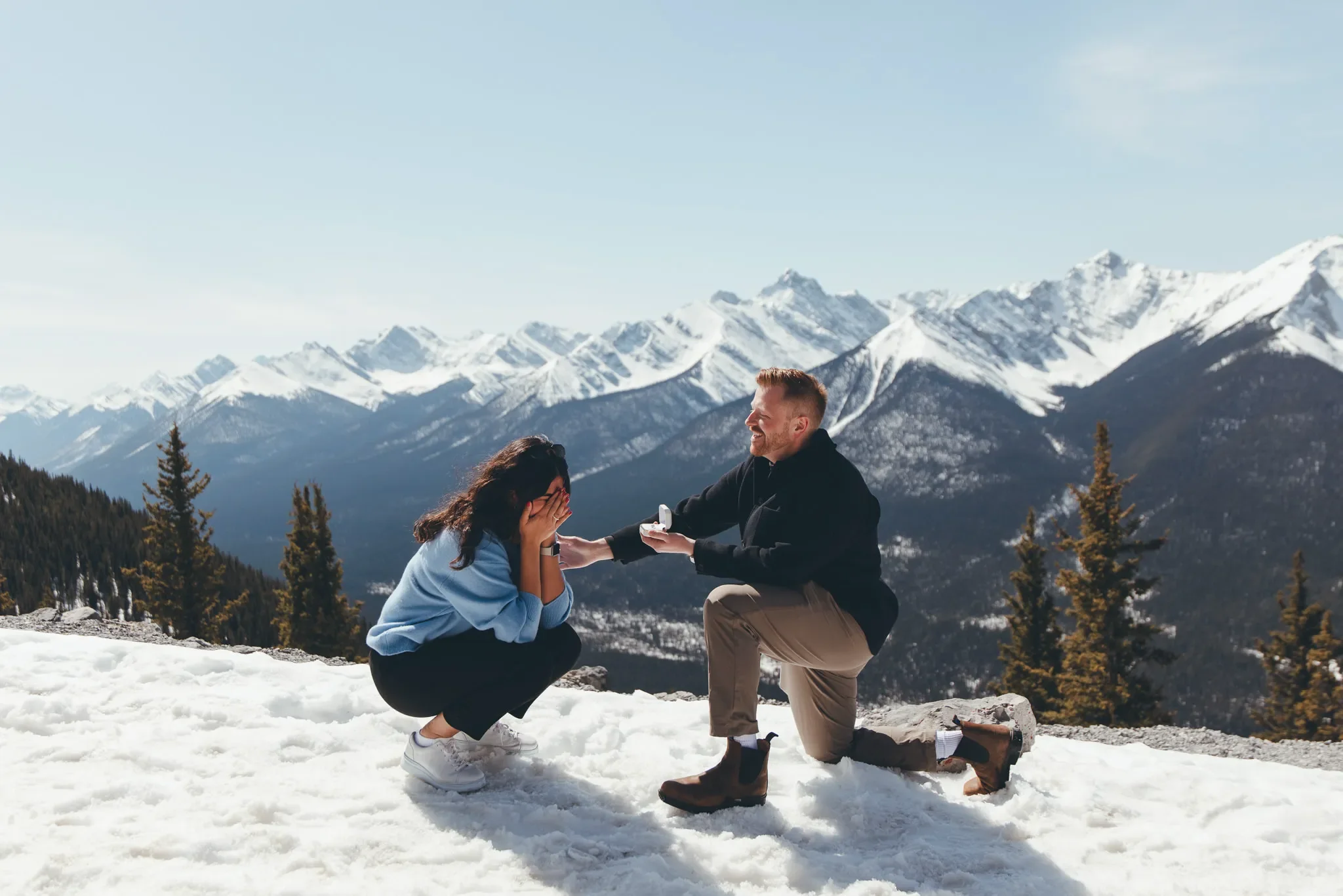 144_Surprise-Proposal-Canadian-Rockies-Mountain-Viewpoint.webp