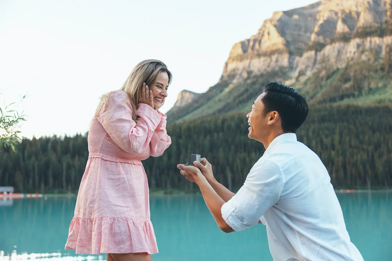 120_Couple-Marriage-Proposal-Alpine-Lake-Canadian-Rockies.webp