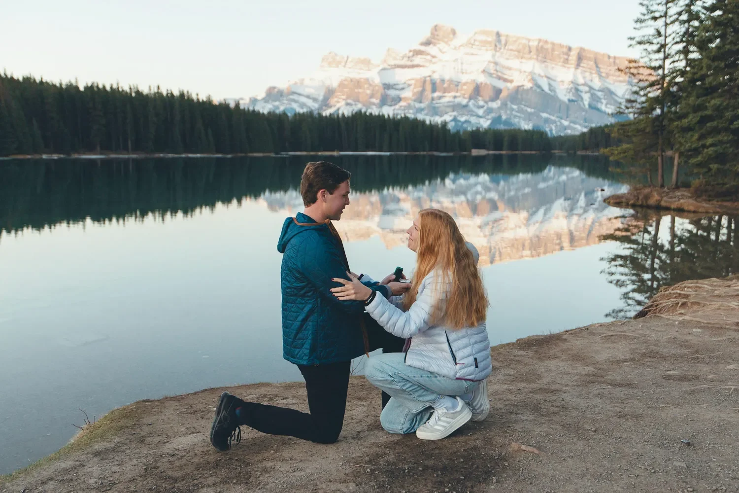 101_Proposal-Couple-Mount-Rundle-Banff-Alpine-Lake.webp