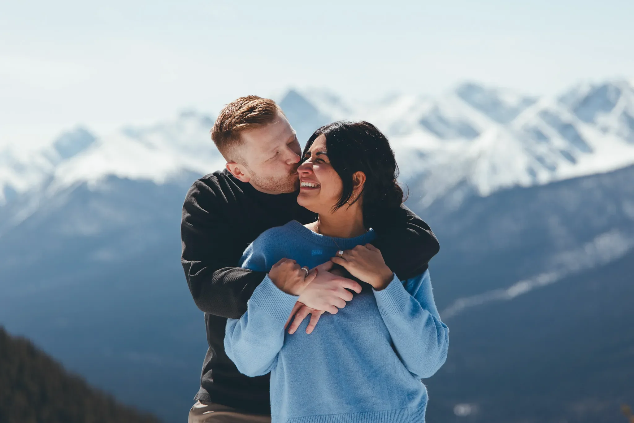 125_Couple-Engagement-Snowy-Mountain-Landscape-Canadian-Rockies.webp