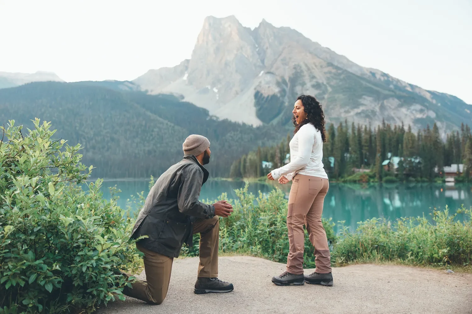 101_Couple-Marriage-Proposal-Emerald-Lake-Canadian-Rockies.webp