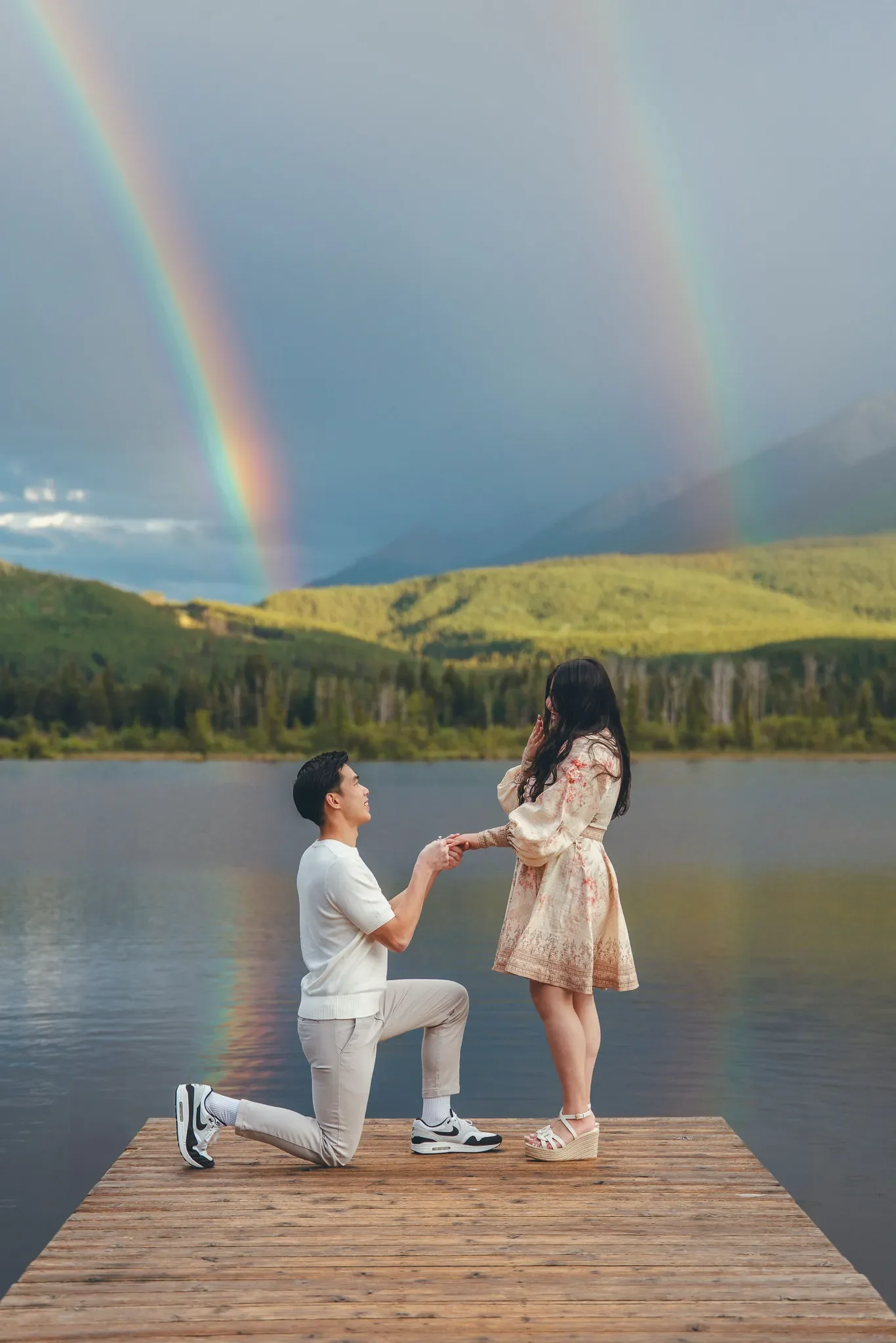 103_Couple-Proposal-Mountain-Lake-Double-Rainbow-Canadian-Rockies.webp
