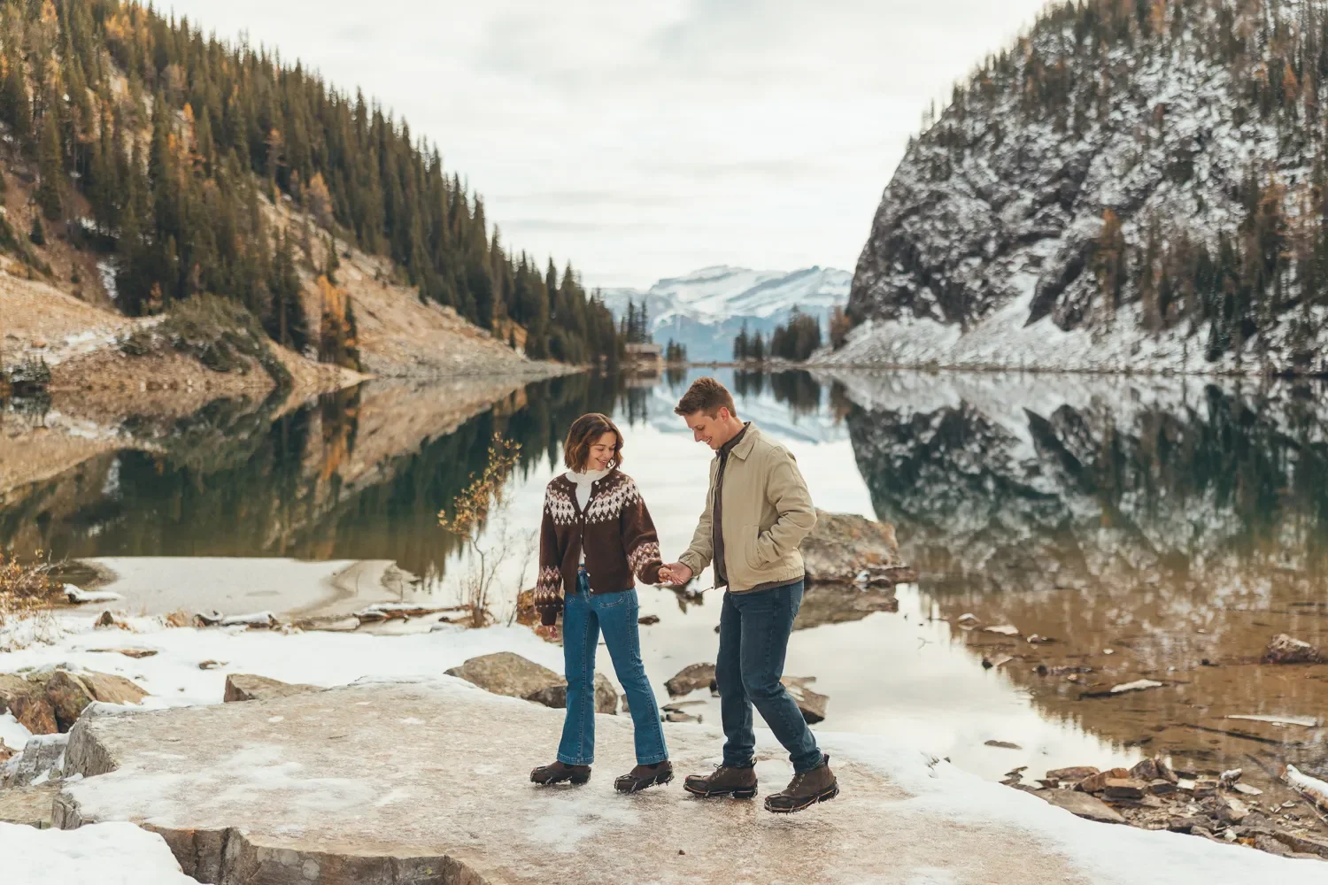 105_Couple-Walking-Alpine-Lake-Canadian-Rockies.webp