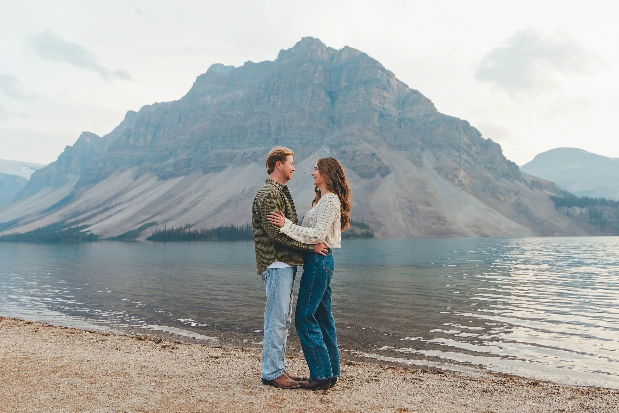 169_couple-engagement-alpine-lake-canadian-rockies.webp