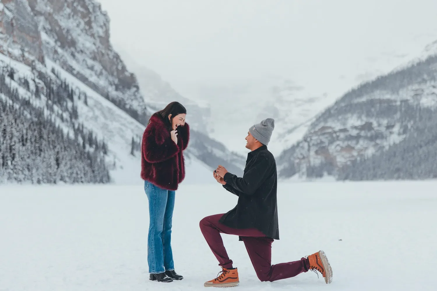127_Marriage-Proposal-Lake-Louise-Banff-Winter.webp