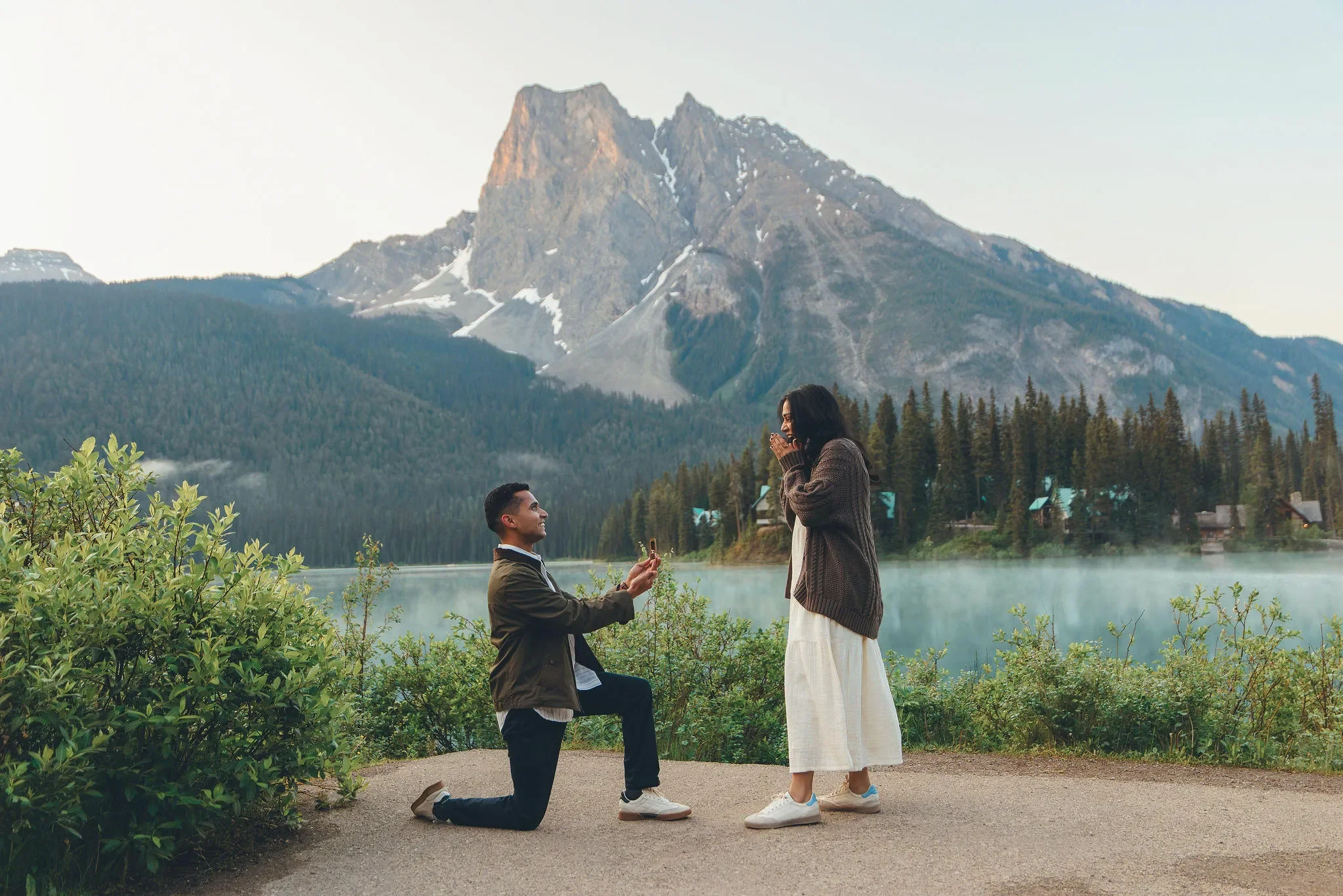 142_Couple-Proposal-Alpine-Lake-Canadian-Rockies.webp