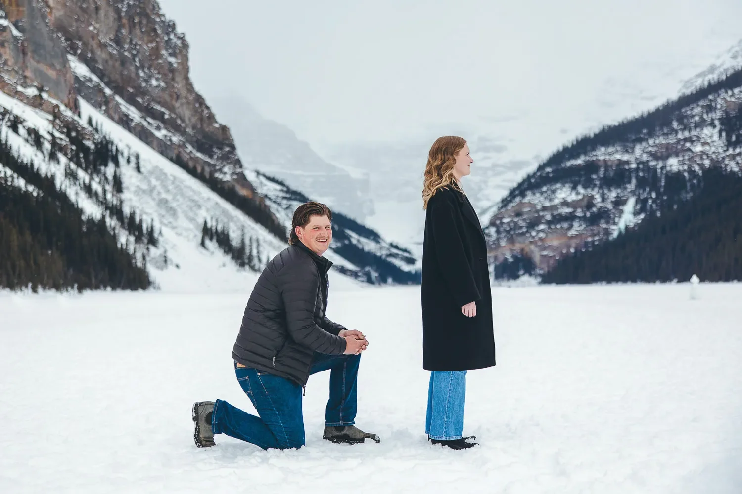 124_proposal-lake-louise-winter-mountain-landscape-banff.webp