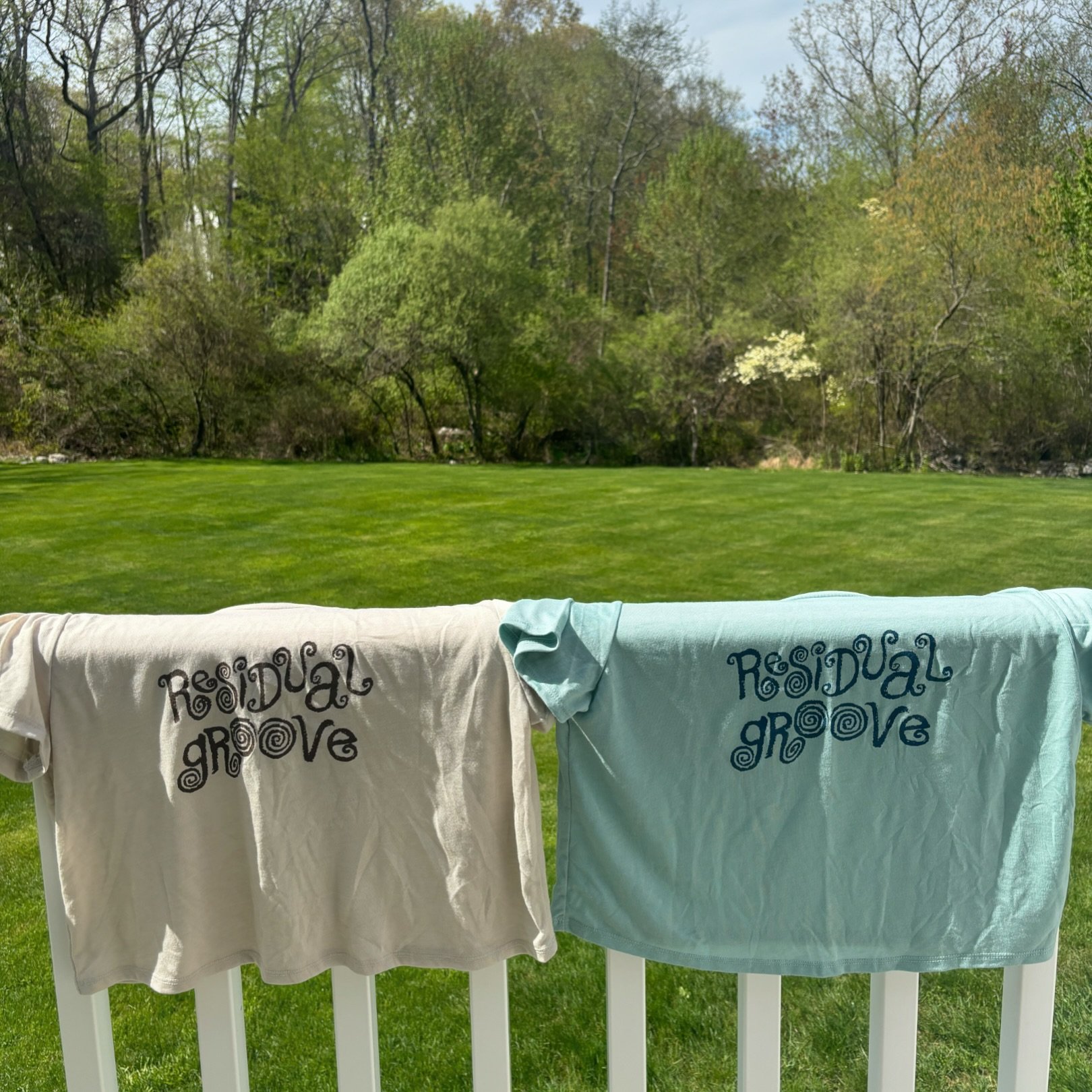 We will be locked and loaded with Spring/Summer merch this TUES 5/7 at @parkcitymusichall for our Woodstock themed Resi-Dency show , including these comfy crop-tops courtesy of @andhowgraphics ! Design by @dres.designs 💪❤️

See y&rsquo;all Tuesday! 
