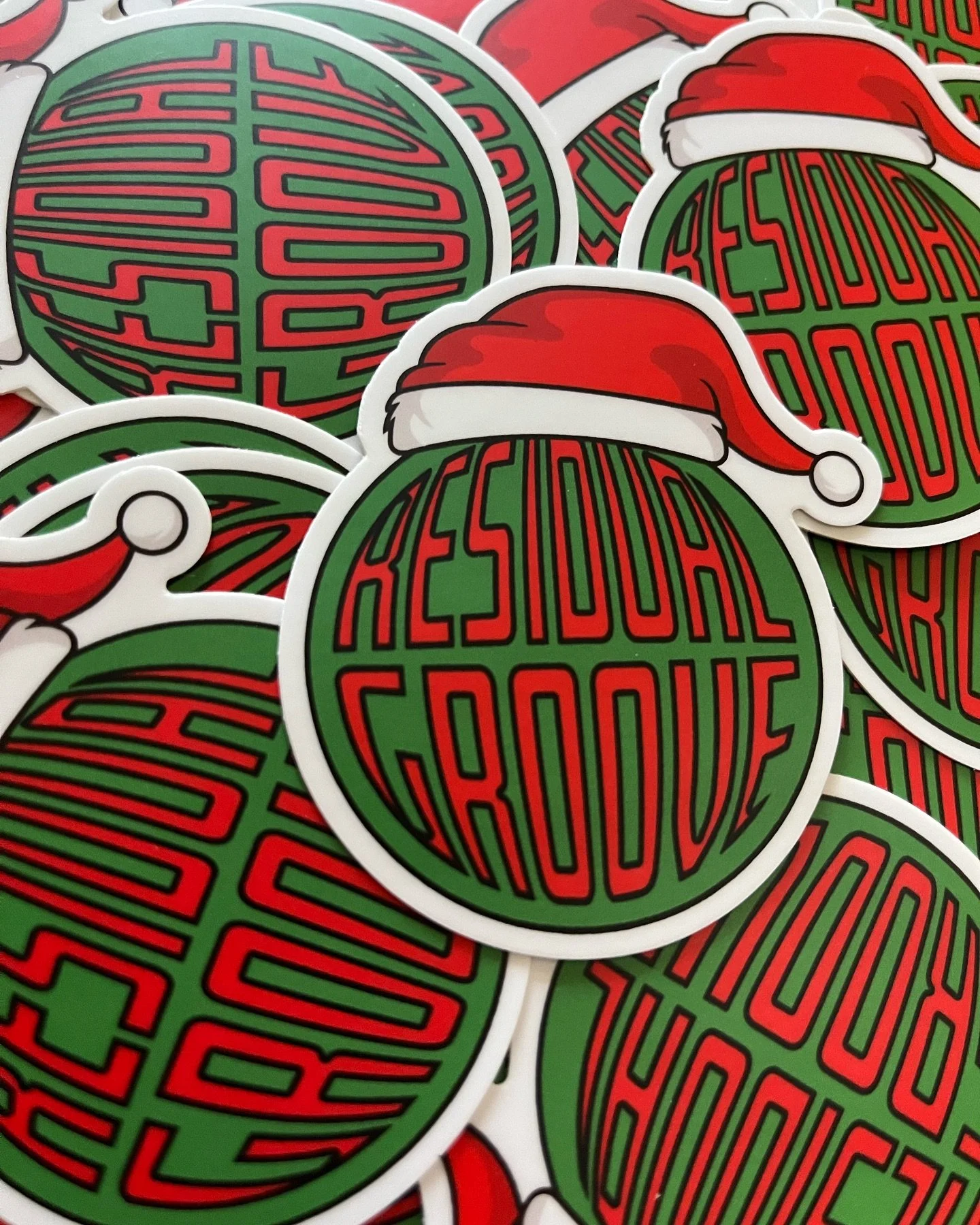 📣 TOMORROW NIGHT 📣

@doey_joey_the_dj will be on site passing out some FREE holiday slaps during the Residual Groove set supporting @pigeonsplaying at @infinityhall 🎁 

It&rsquo;s 7PM DOORS / 7:45PM SHOW so come out early and get your groove on, g